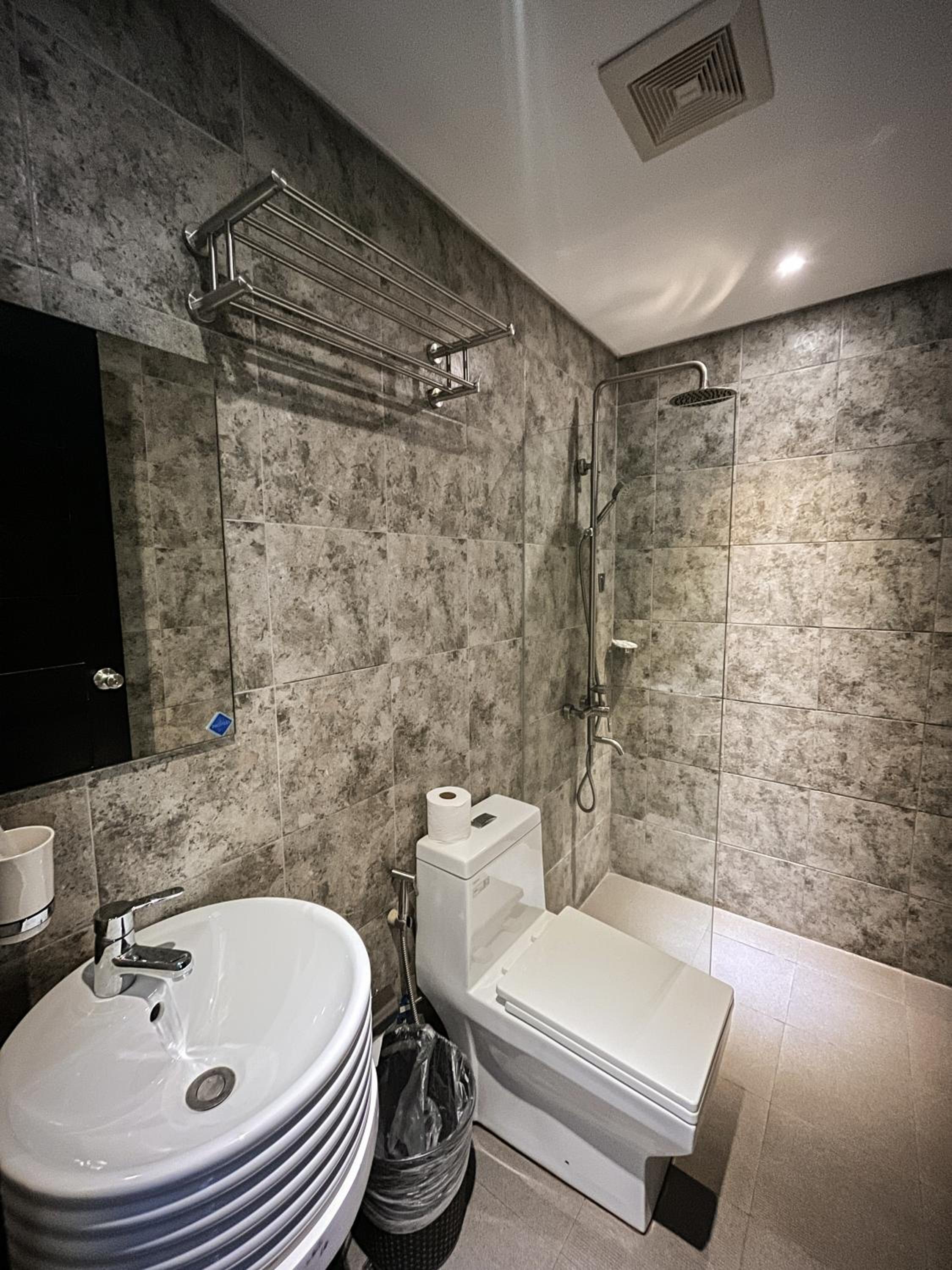 Deluxe King Room photo 3