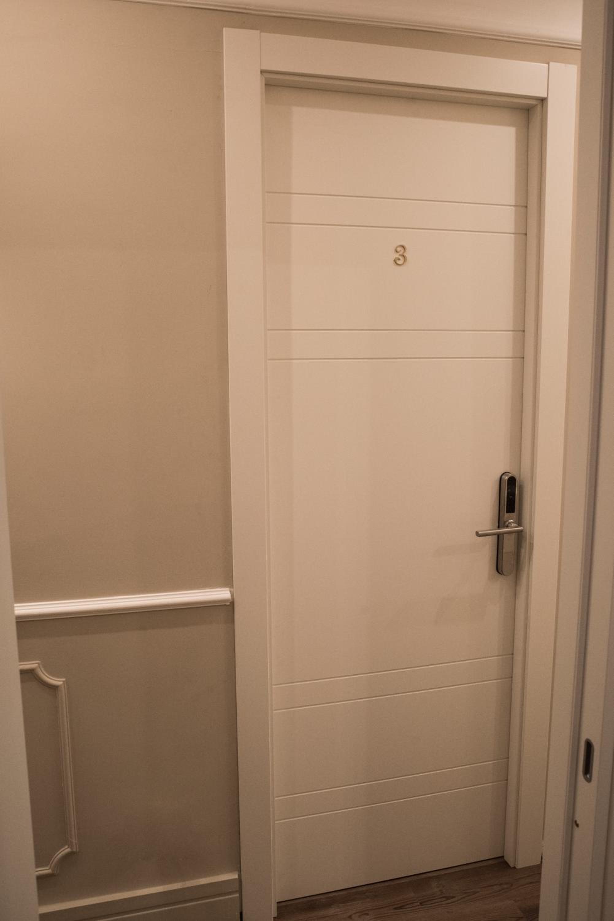 Superior Double Room with Balcony photo 3