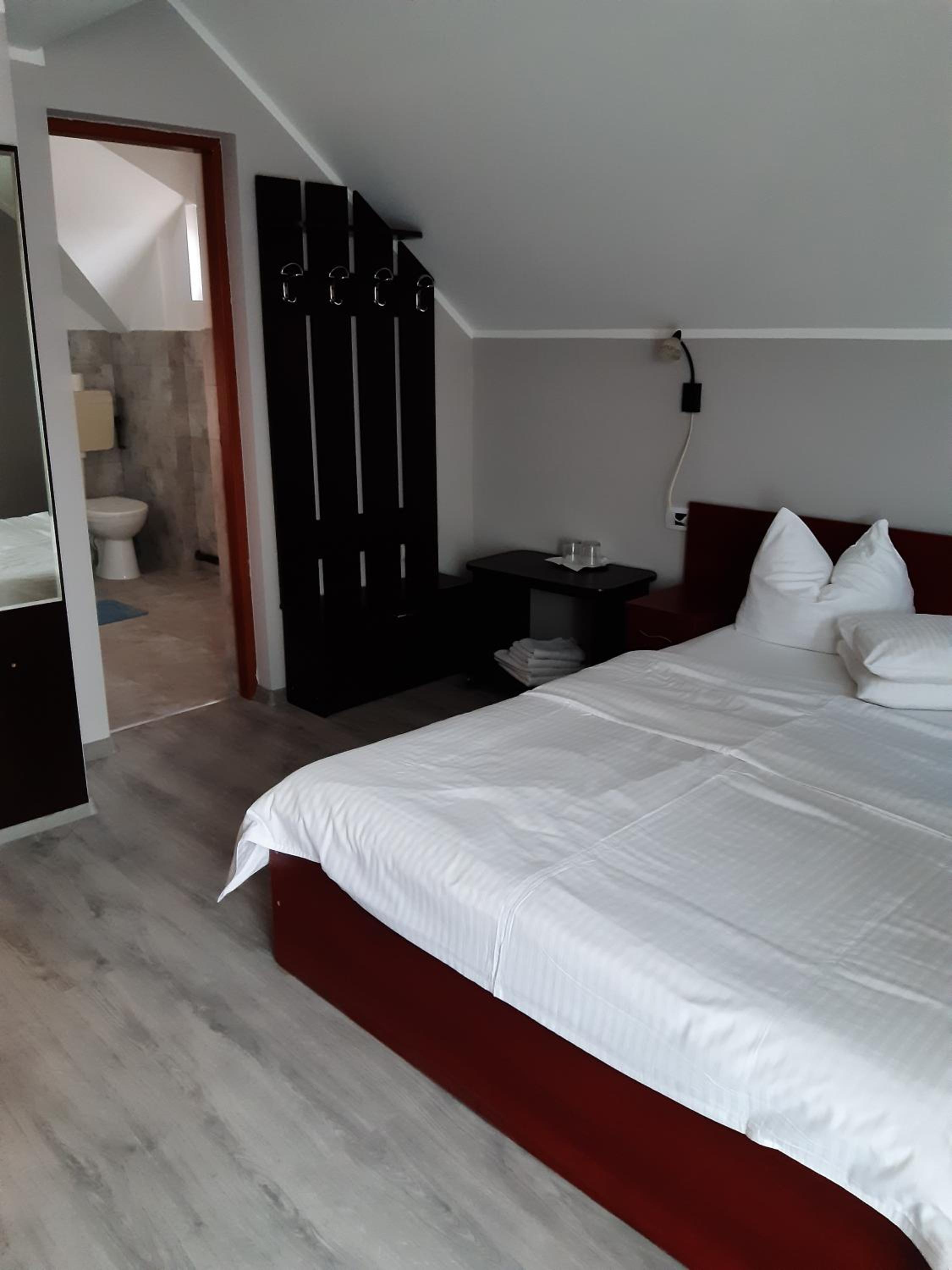 Deluxe Double Room - Photo 4