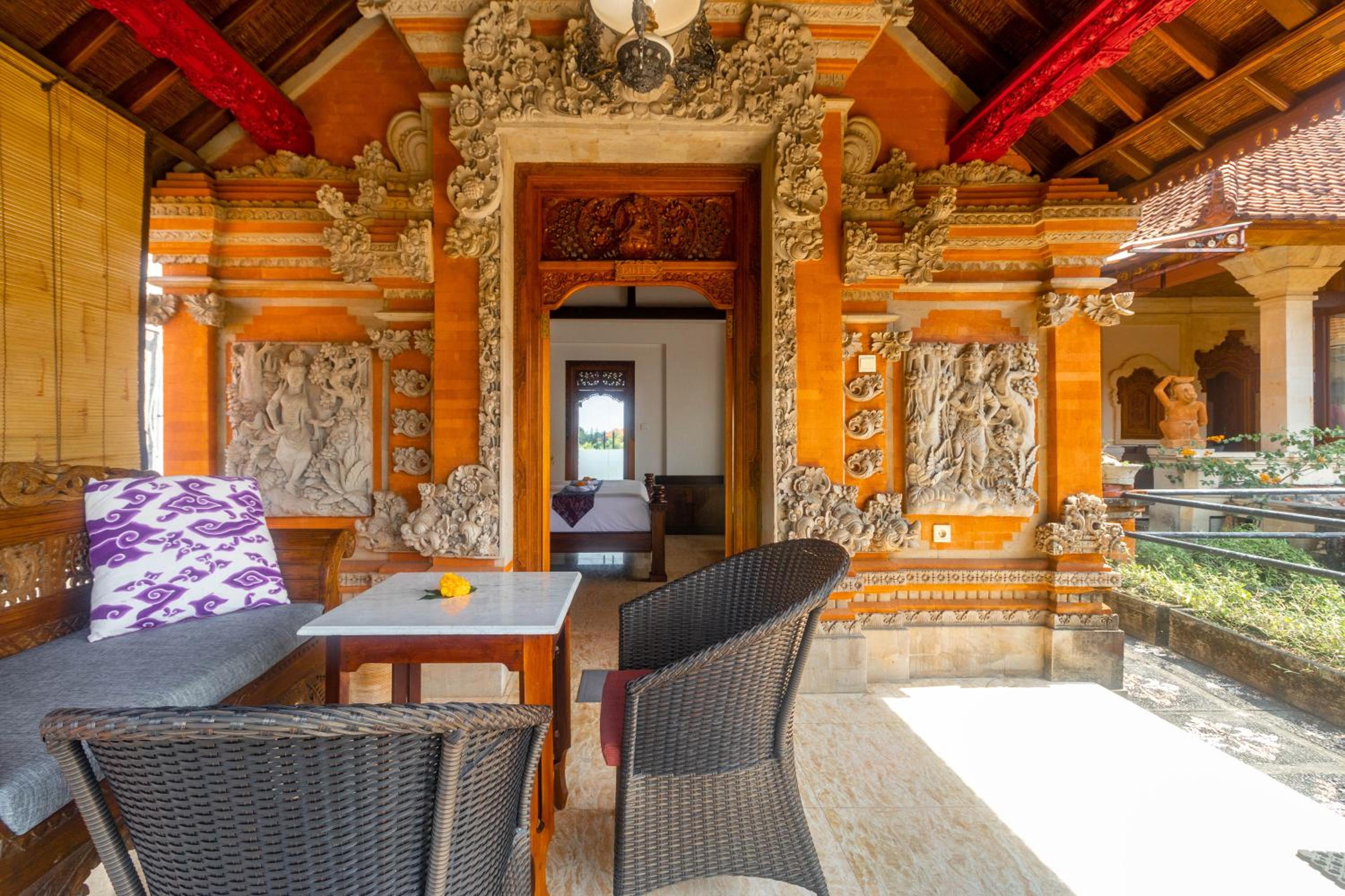 Suite with Mountain View - Photo 9