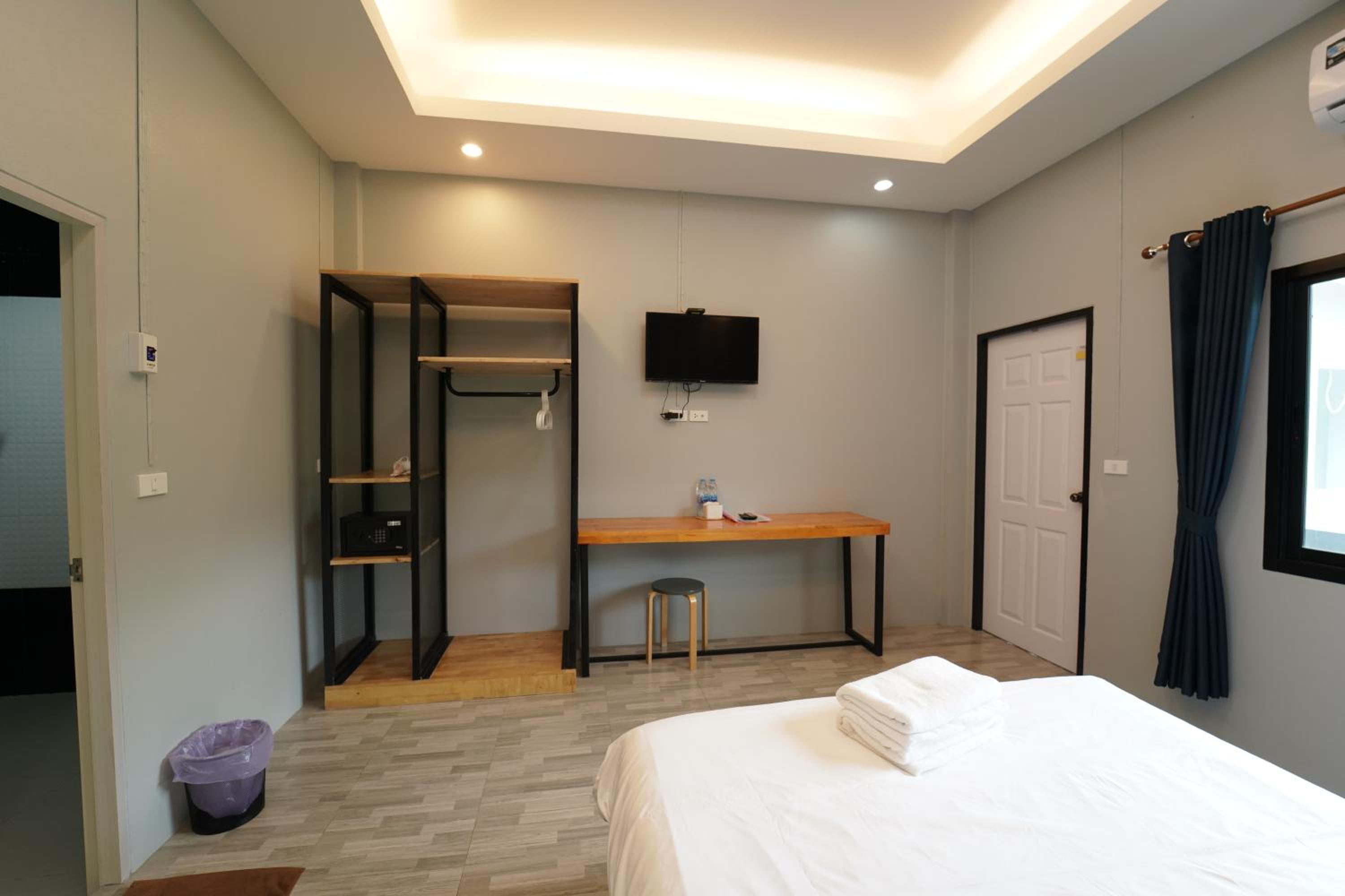 Double Room with Mountain View - Photo 4