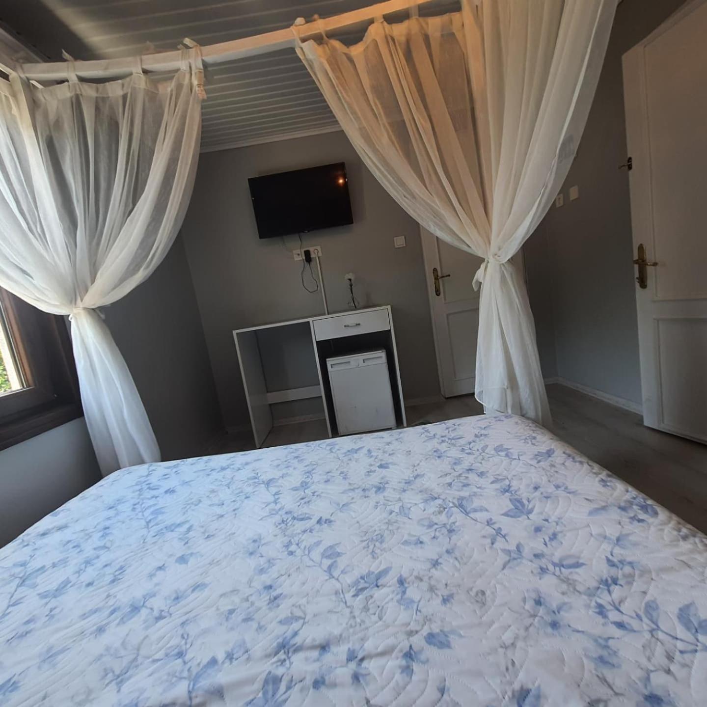 Budget Double Room photo 1