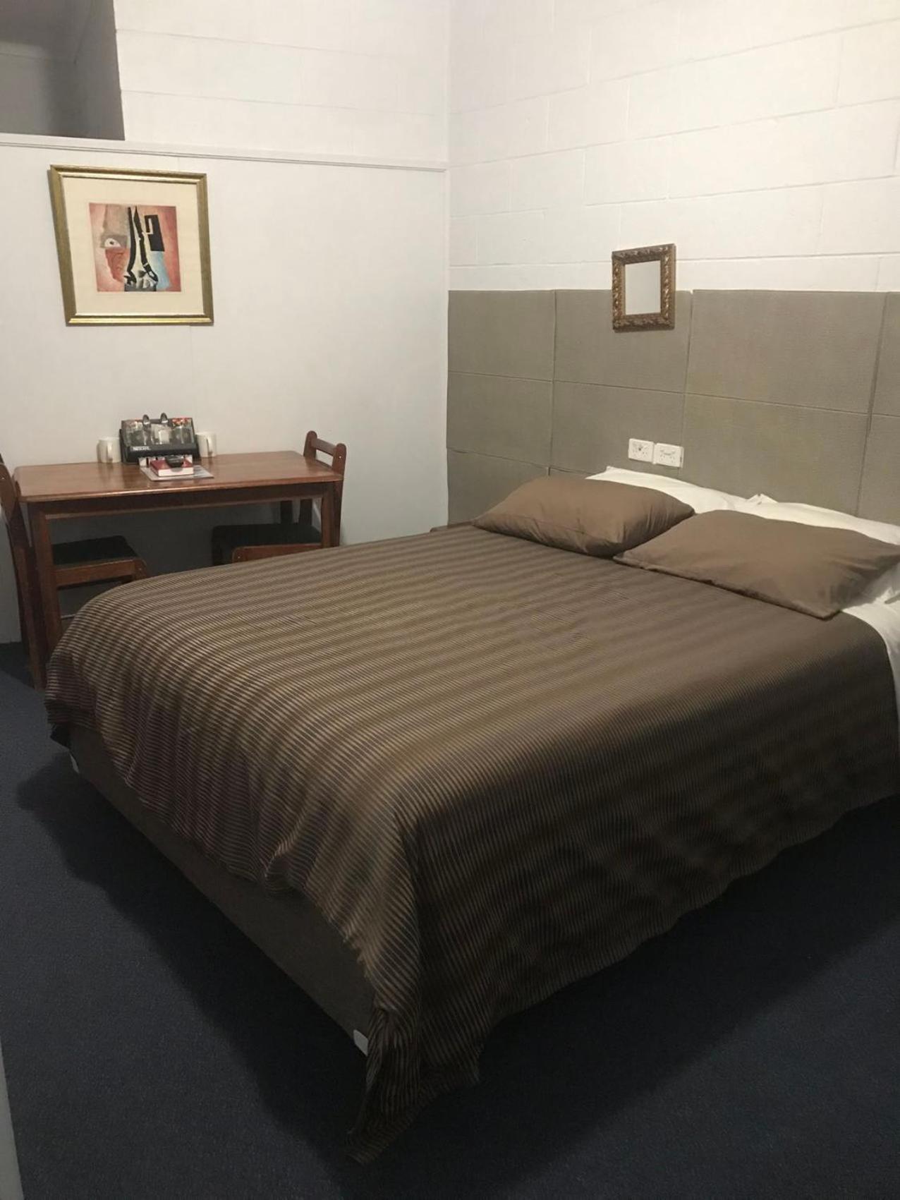 Queen Room - Photo 2