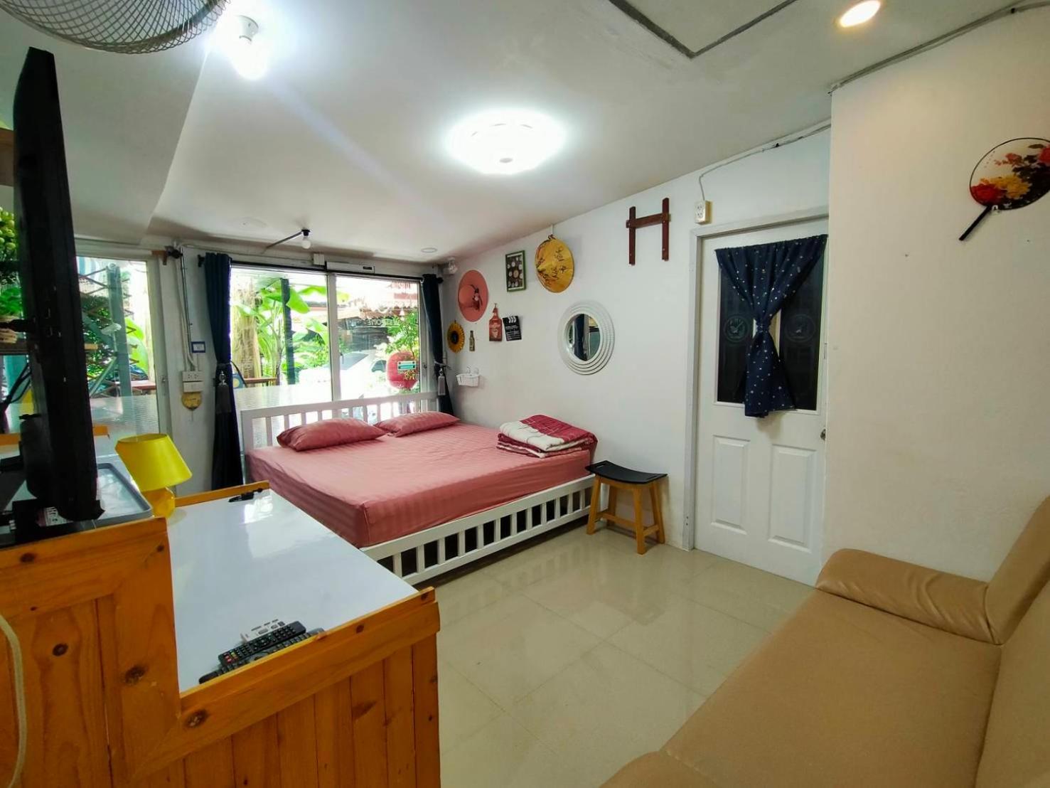 Studio with Garden View photo 2