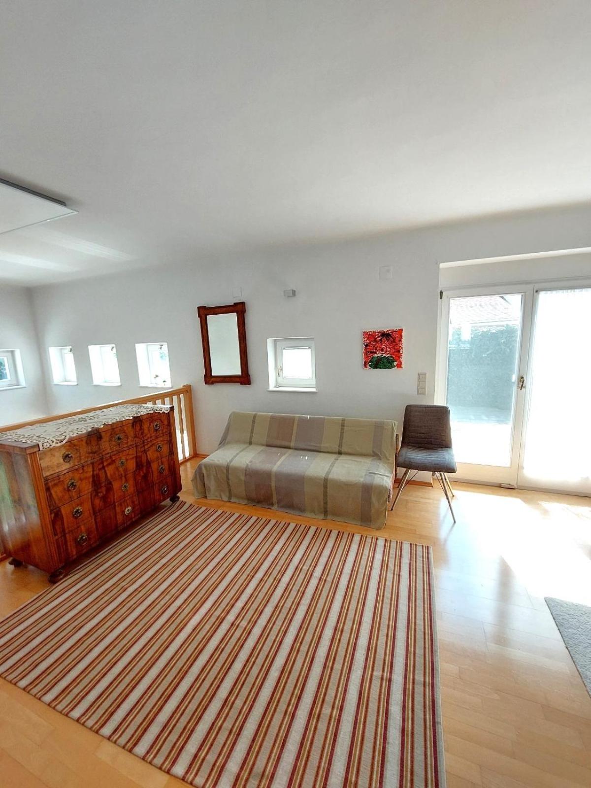 Villa - Photo 13