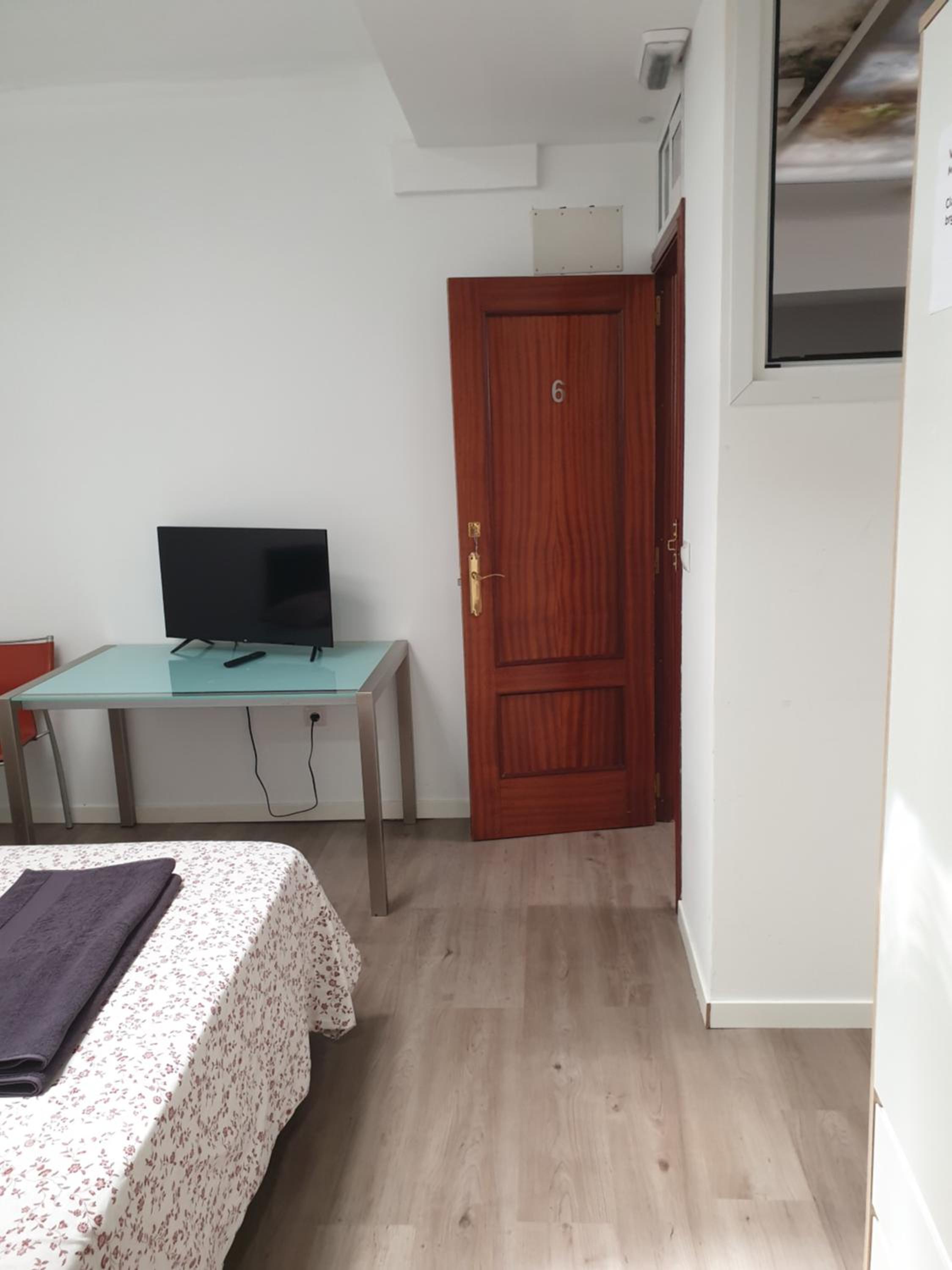 Standard Double Room - Photo 1