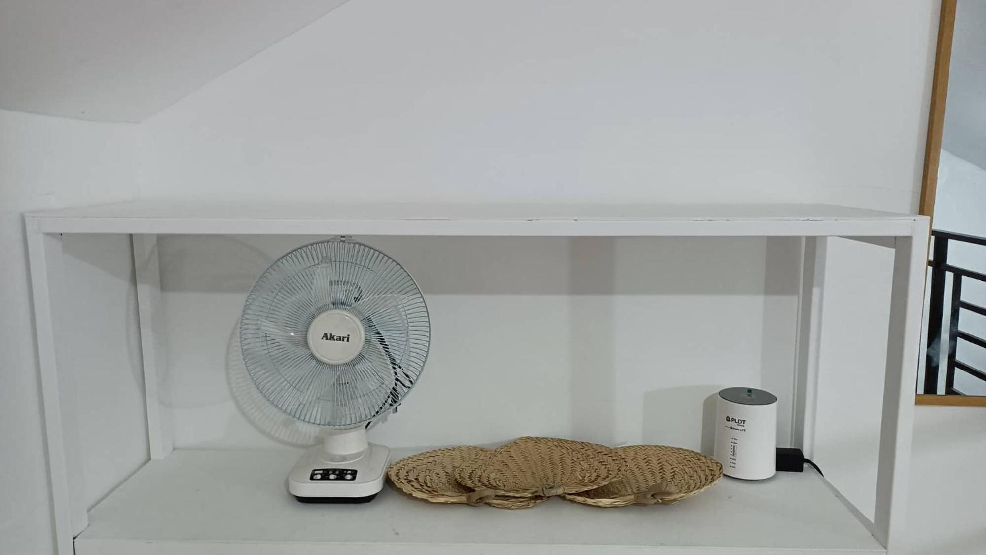 One-Bedroom House - Photo 21