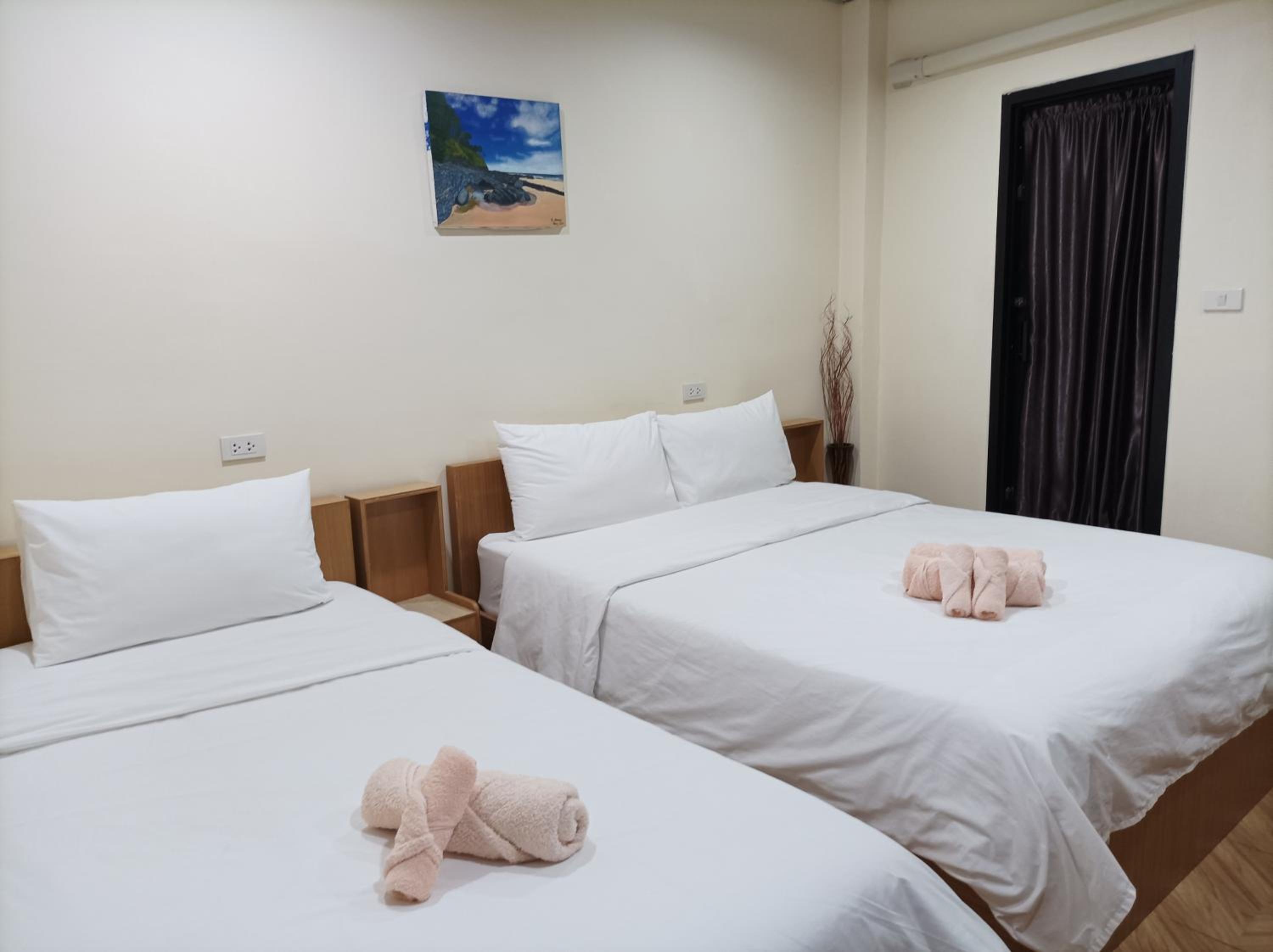 Budget Triple Room photo 2