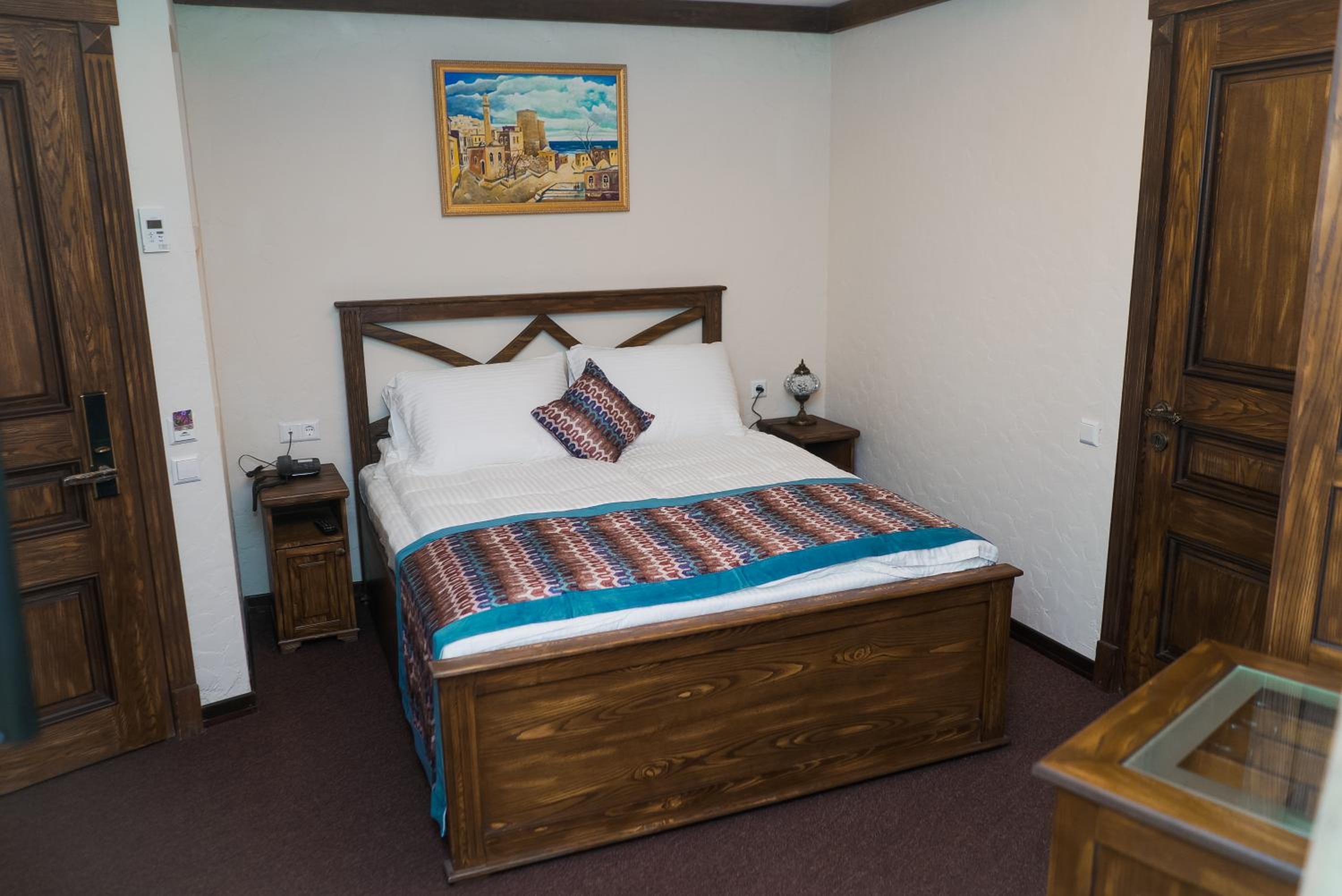 Budget Double Room photo 2