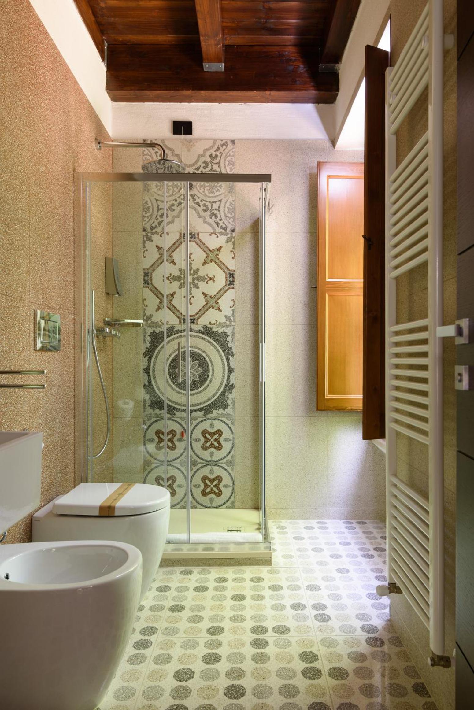 Comfort Quadruple Room - Photo 10