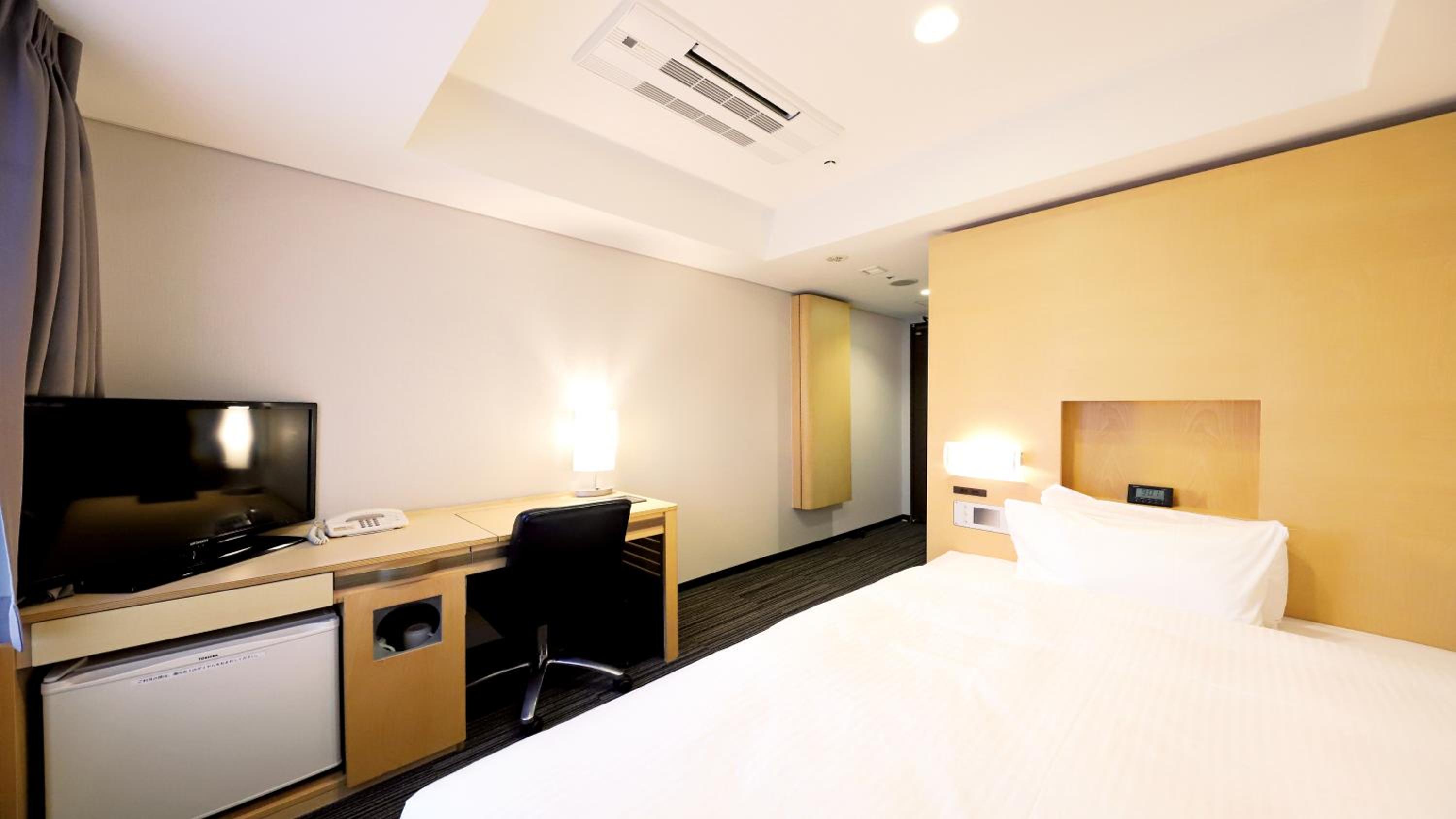 Standard Double Room - Non-Smoking photo 1