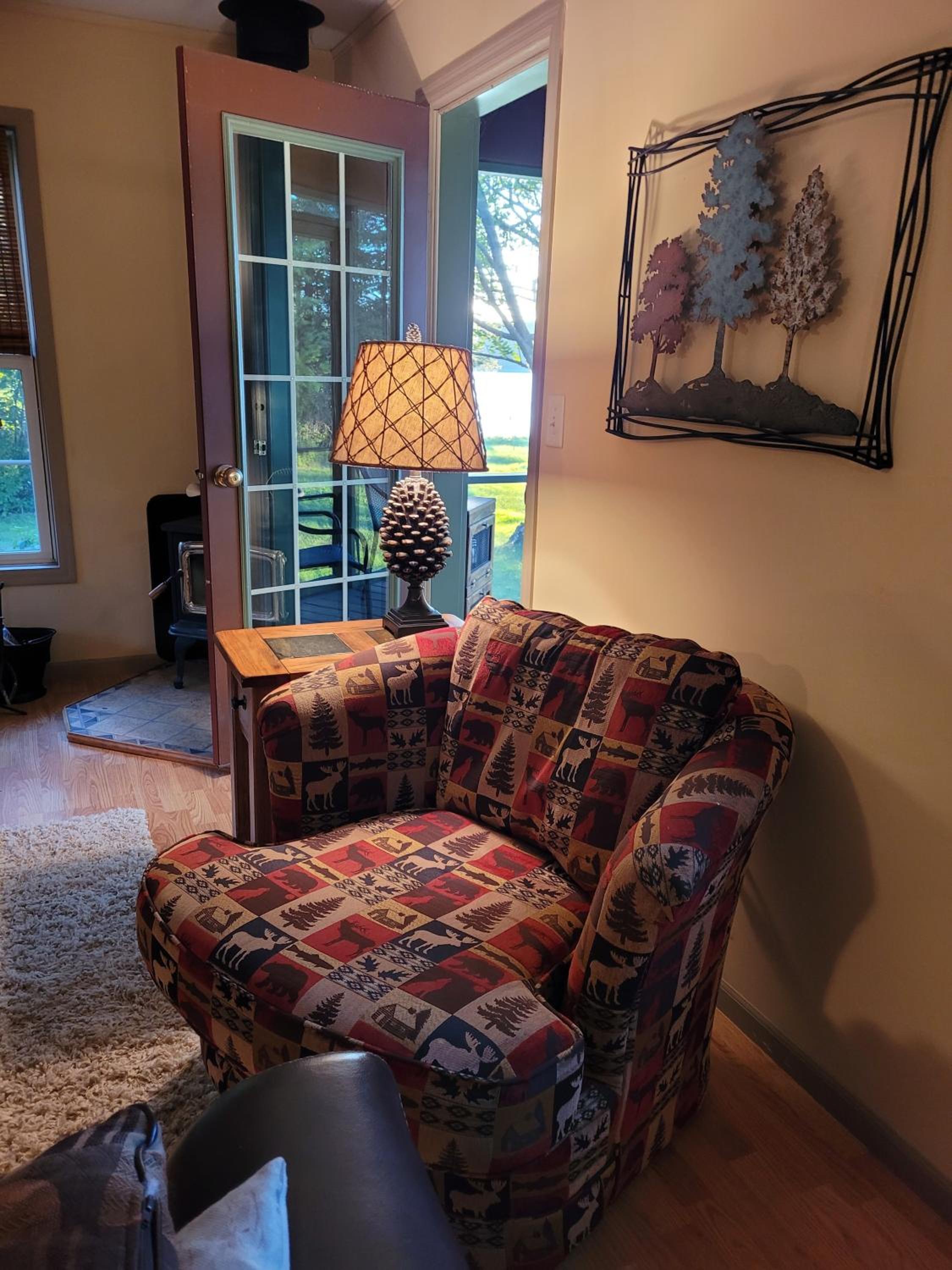 Three-Bedroom House photo 2