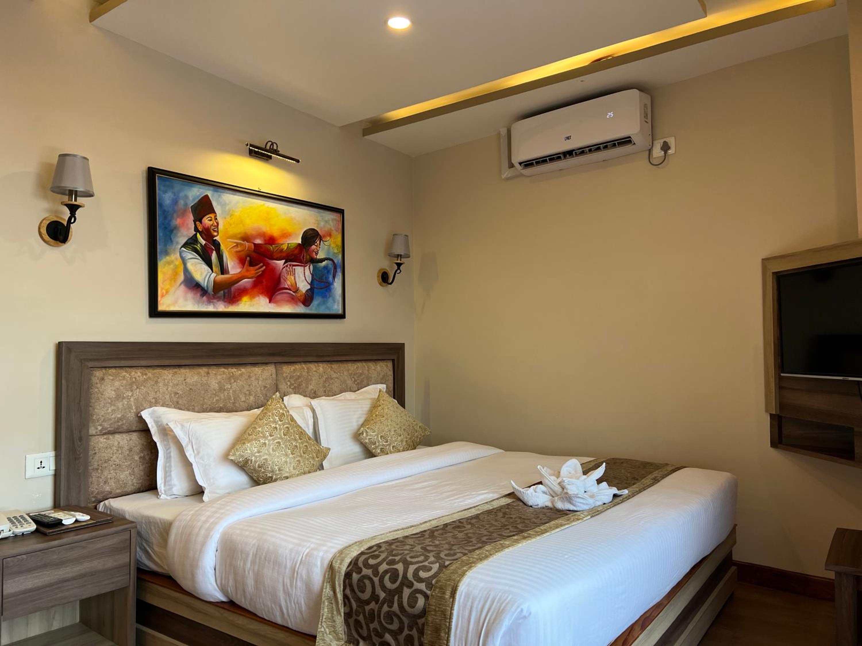 Deluxe Room - Photo 3