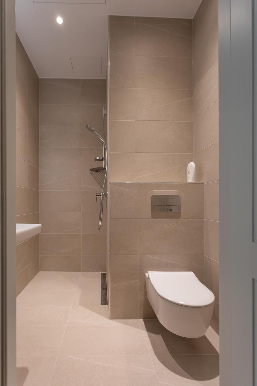 One-Bedroom Apartment - Photo 3