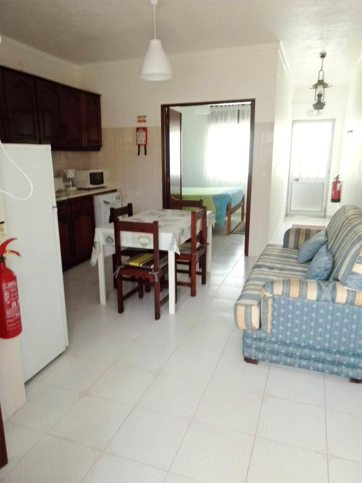 One-Bedroom House photo 2