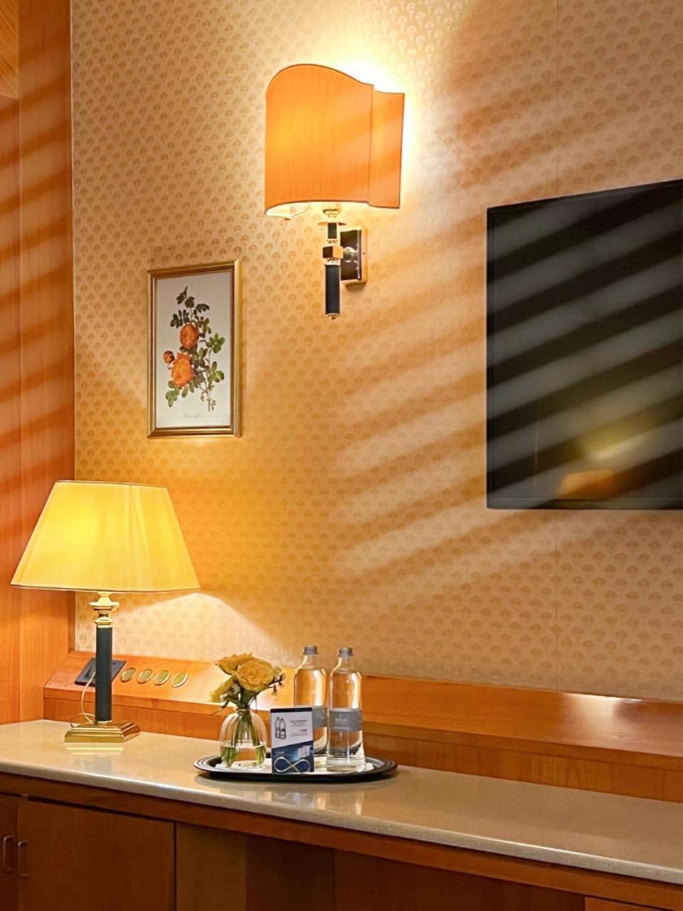 Double Room - Photo 3