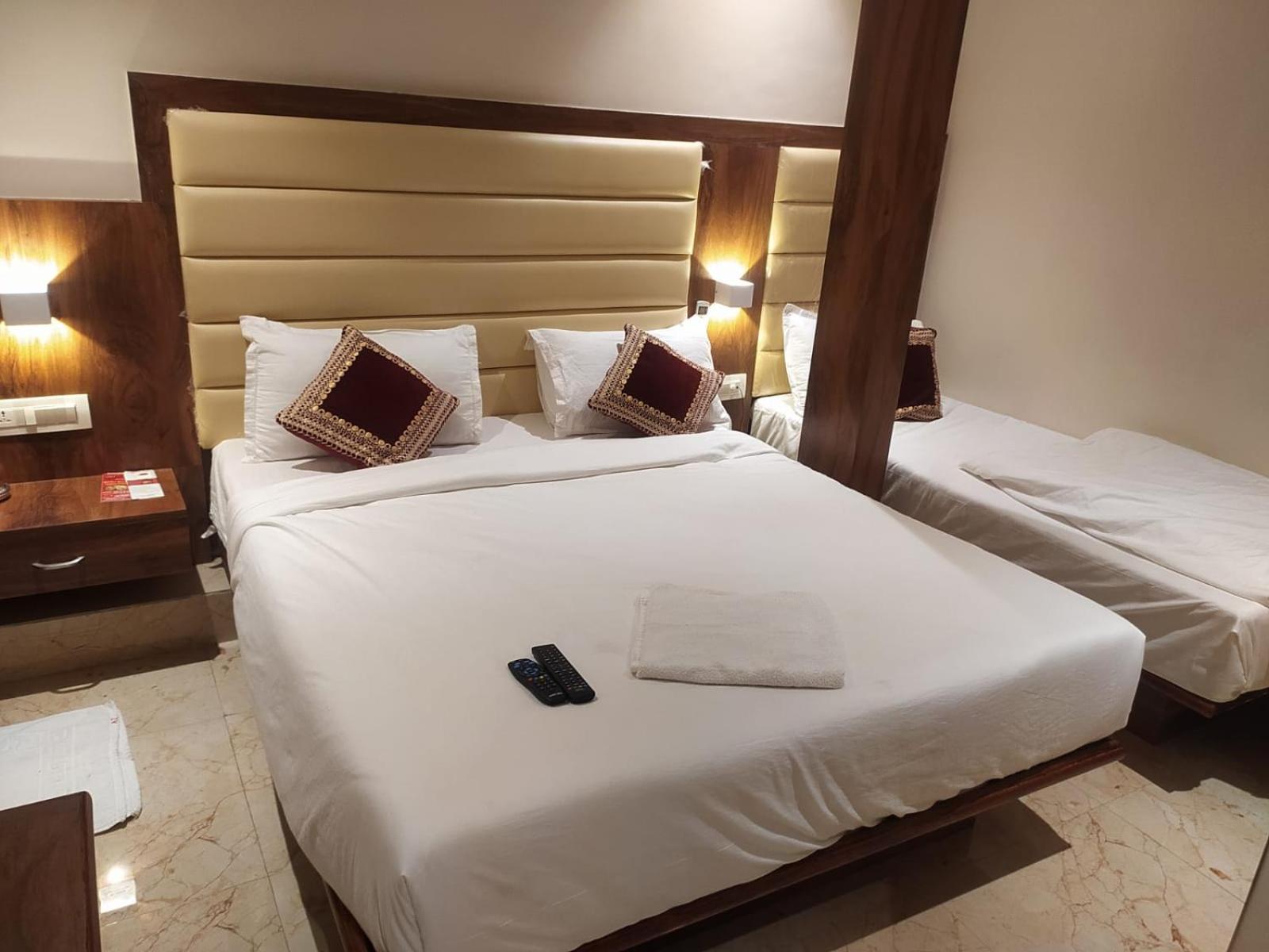 Classic Triple Room - Photo 9