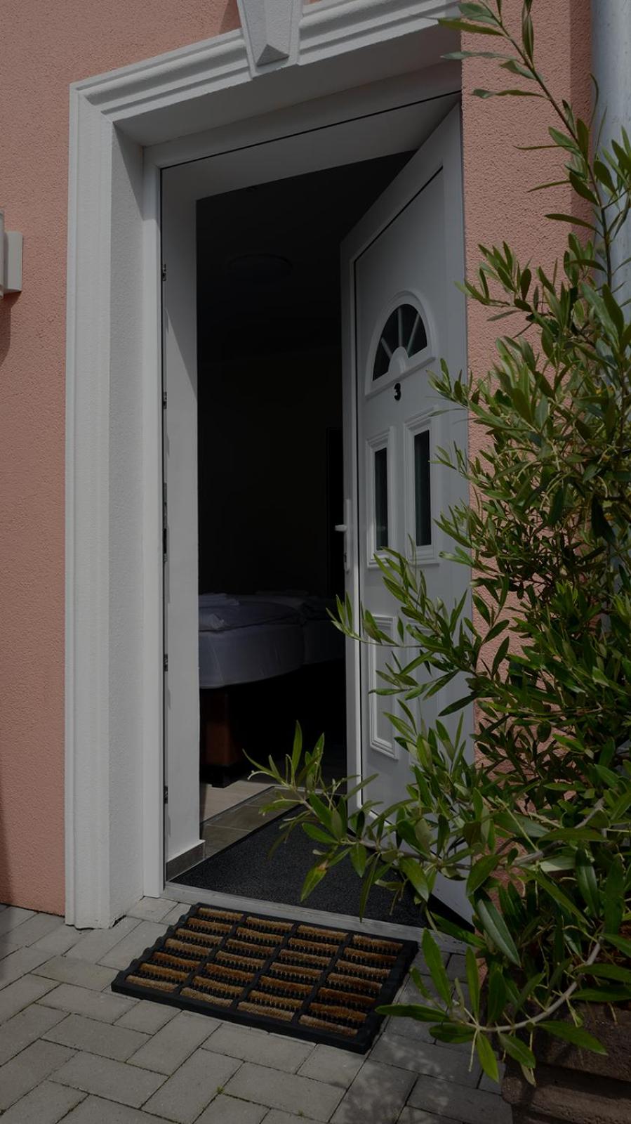 Double Room with Terrace - Photo 4