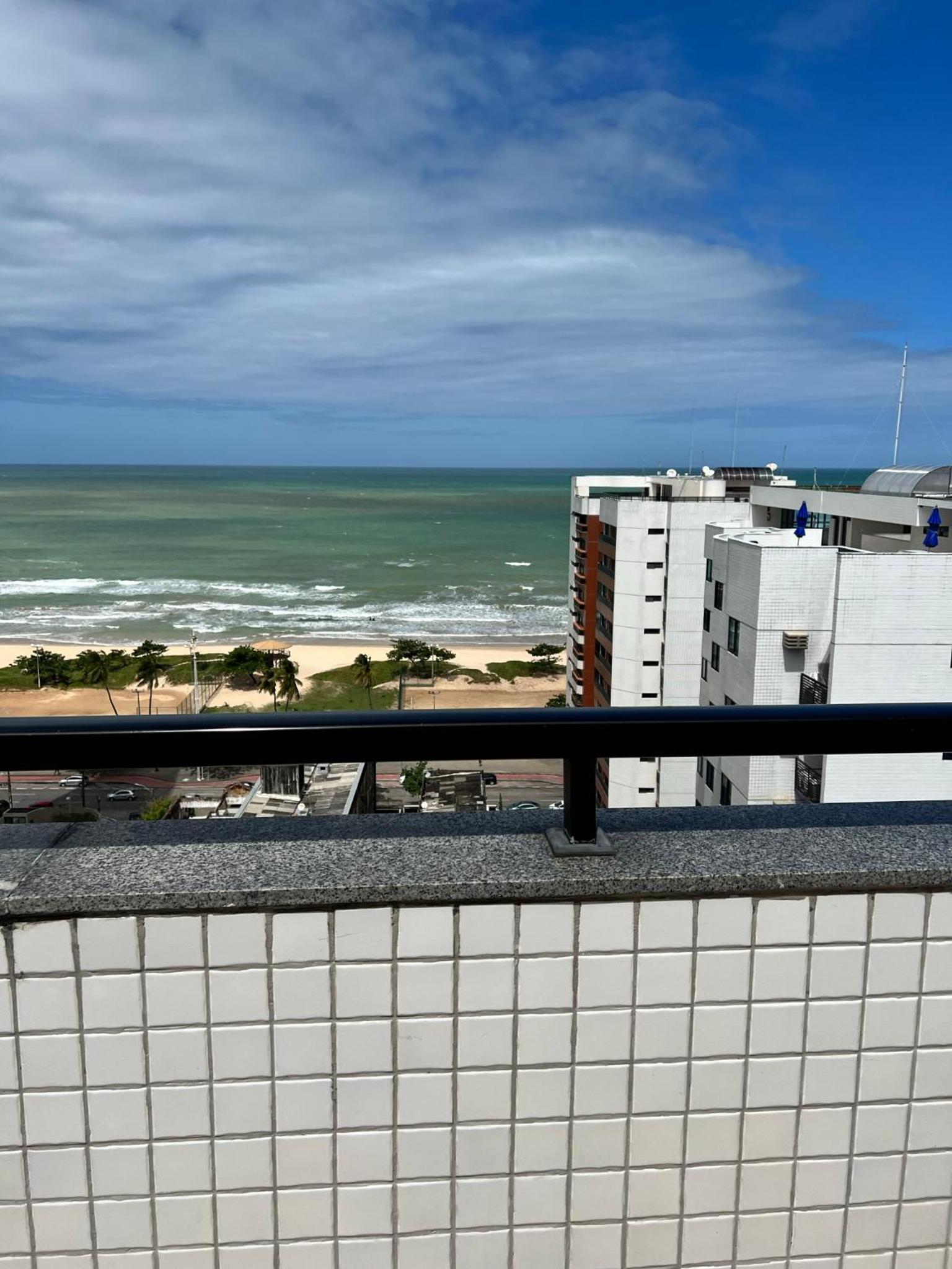 Studio Apartment with Sea View - Photo 1