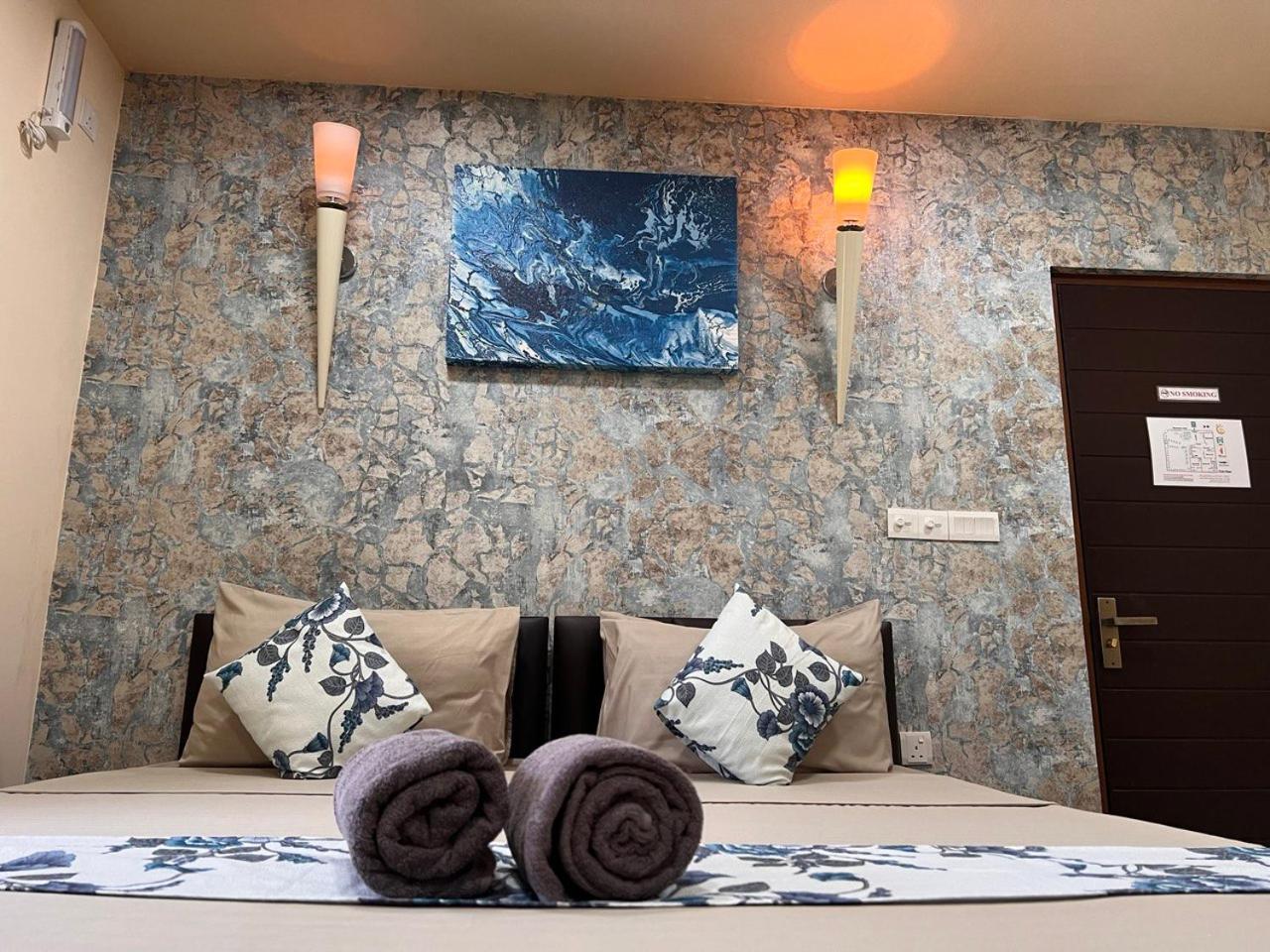 Deluxe Room - Photo 1