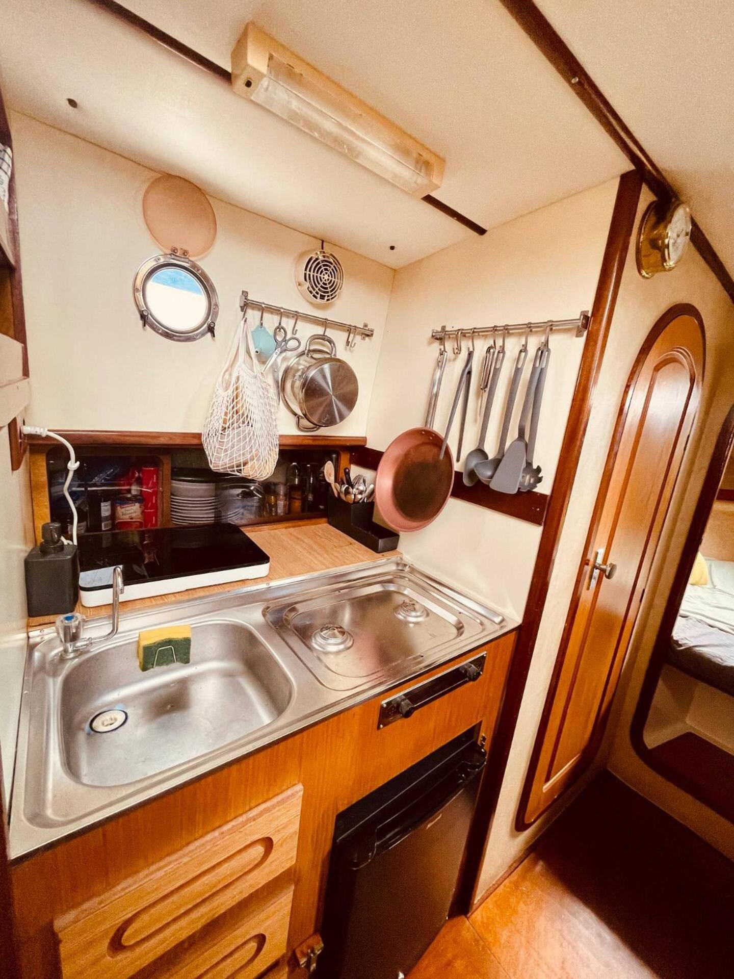 Mobile Home photo 2