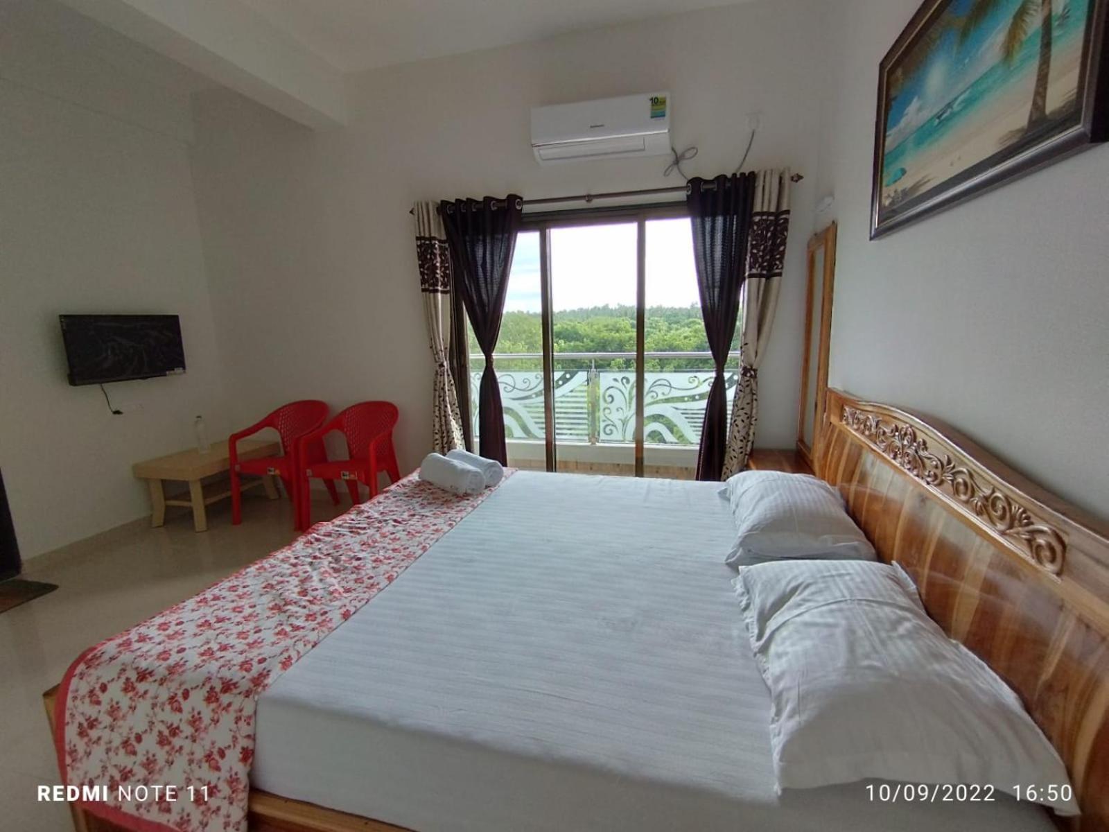 Suite with Mountain View photo 1