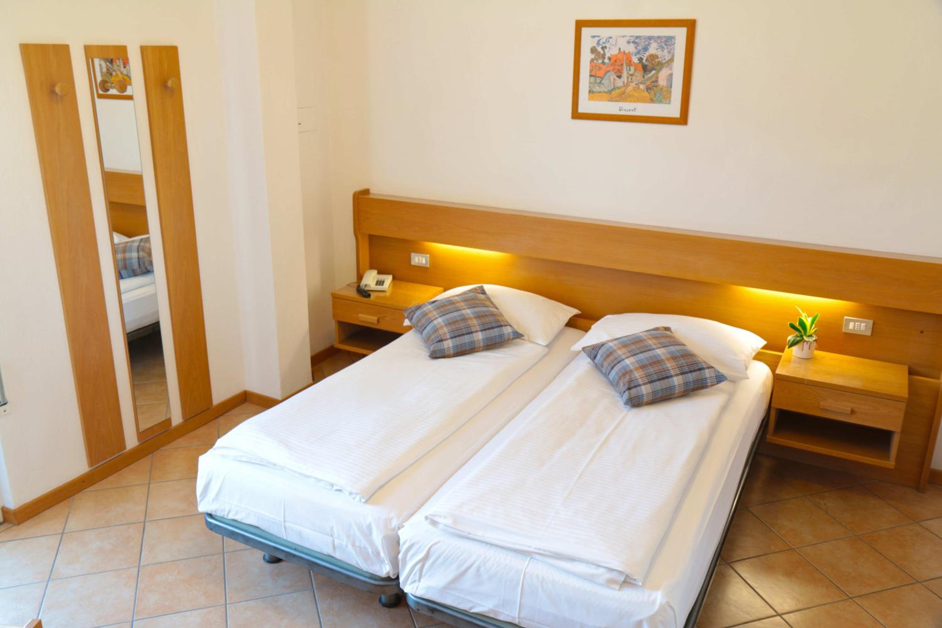 Double or Twin Room with Balcony photo 1