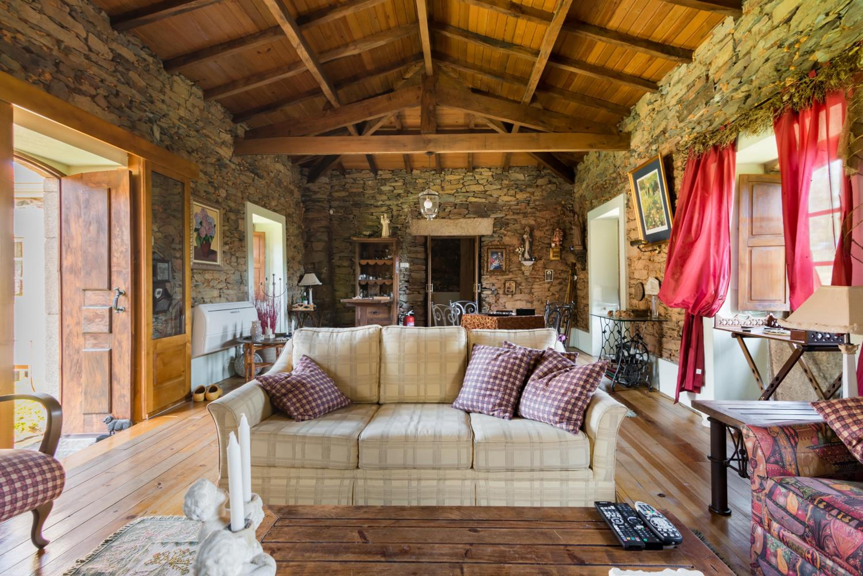 Three-Bedroom Villa photo 1