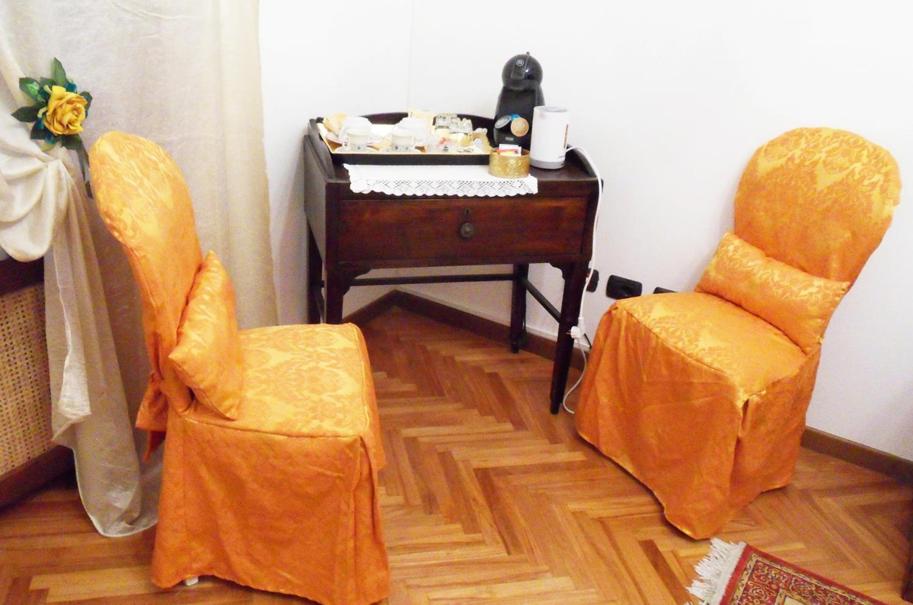 Classic Double Room with Private External Bathroom photo 3
