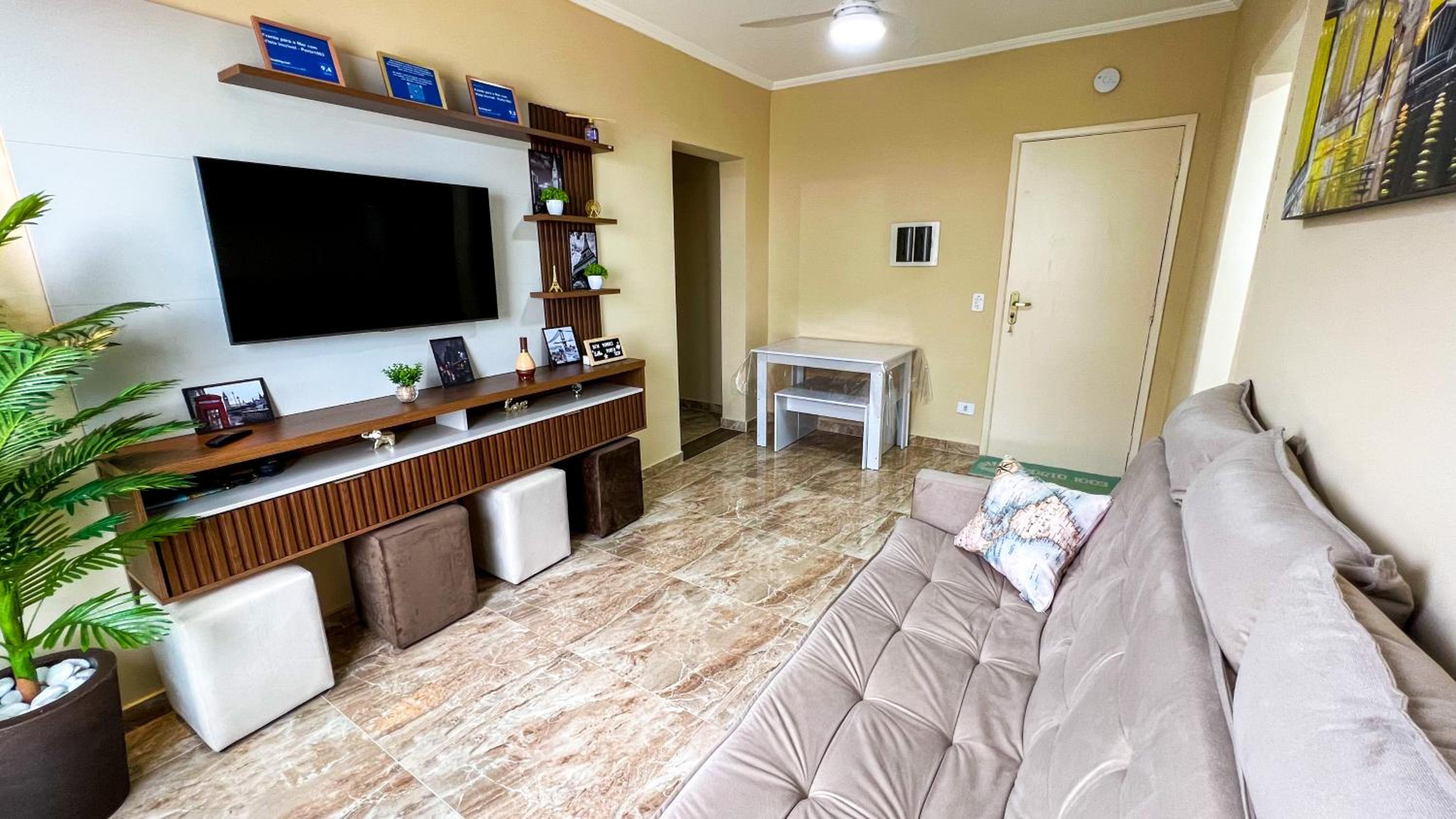 One-Bedroom Apartment - Photo 16