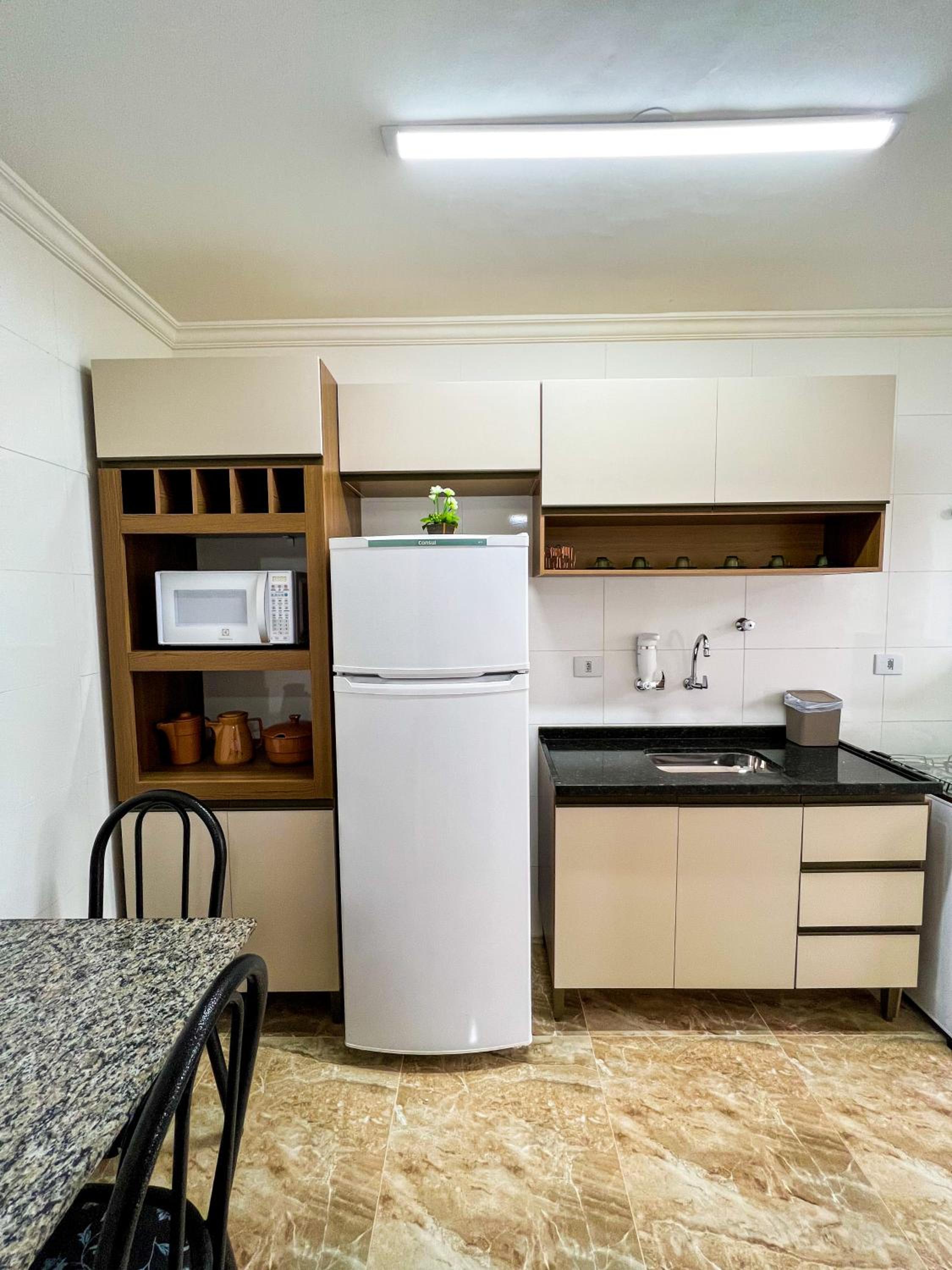 One-Bedroom Apartment - Photo 17