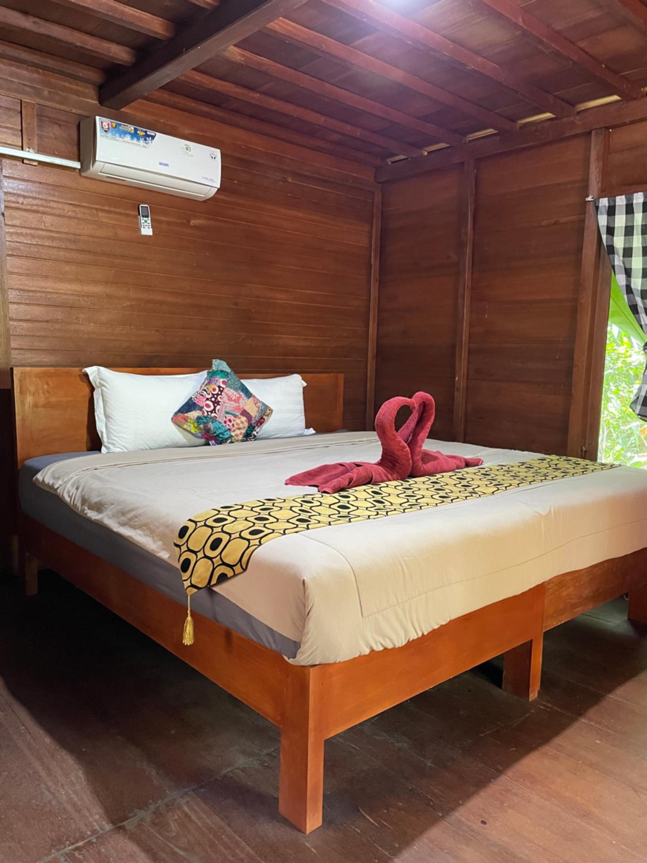 Deluxe Bungalow with Garden View - Photo 2