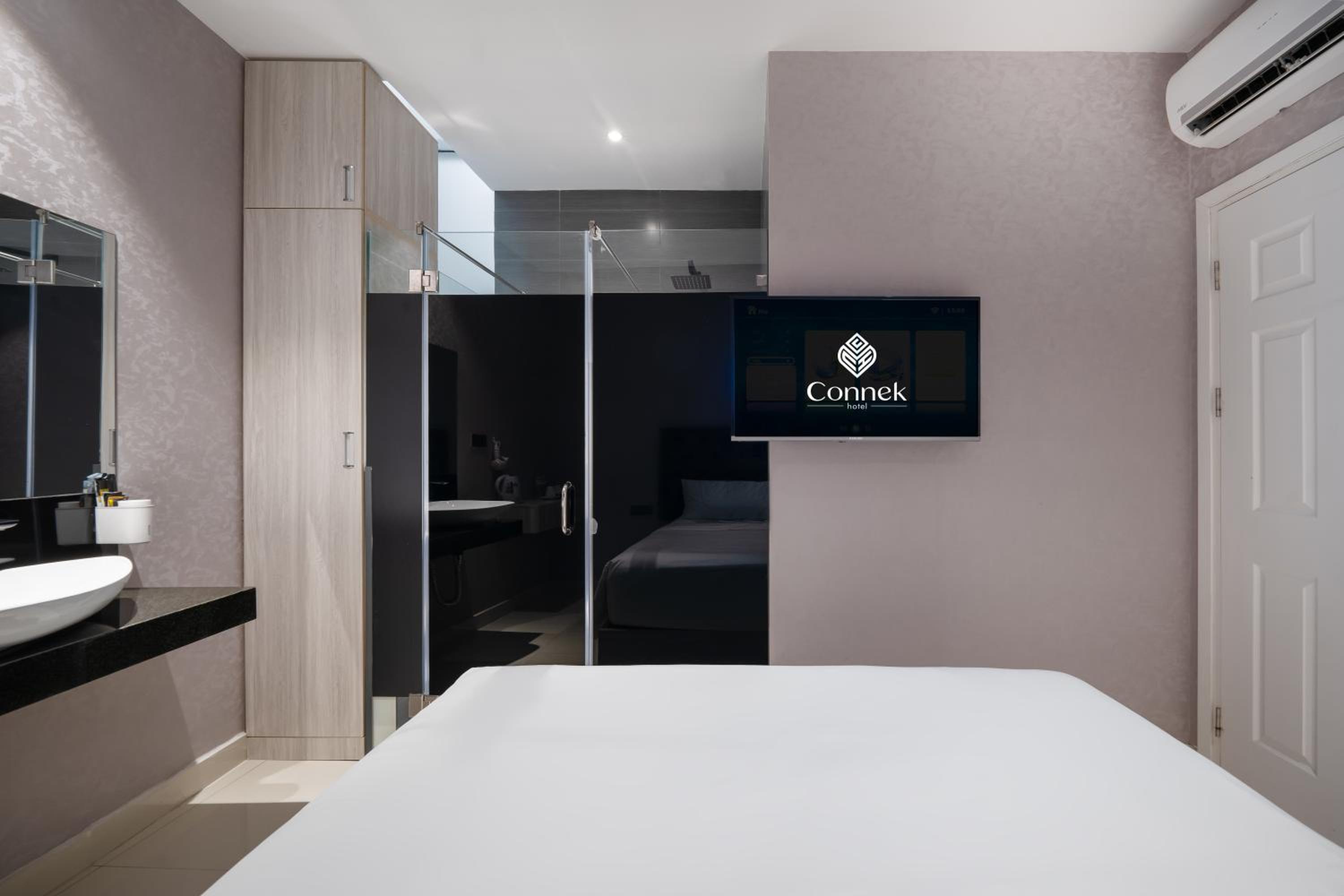 Standard Double Room photo 2
