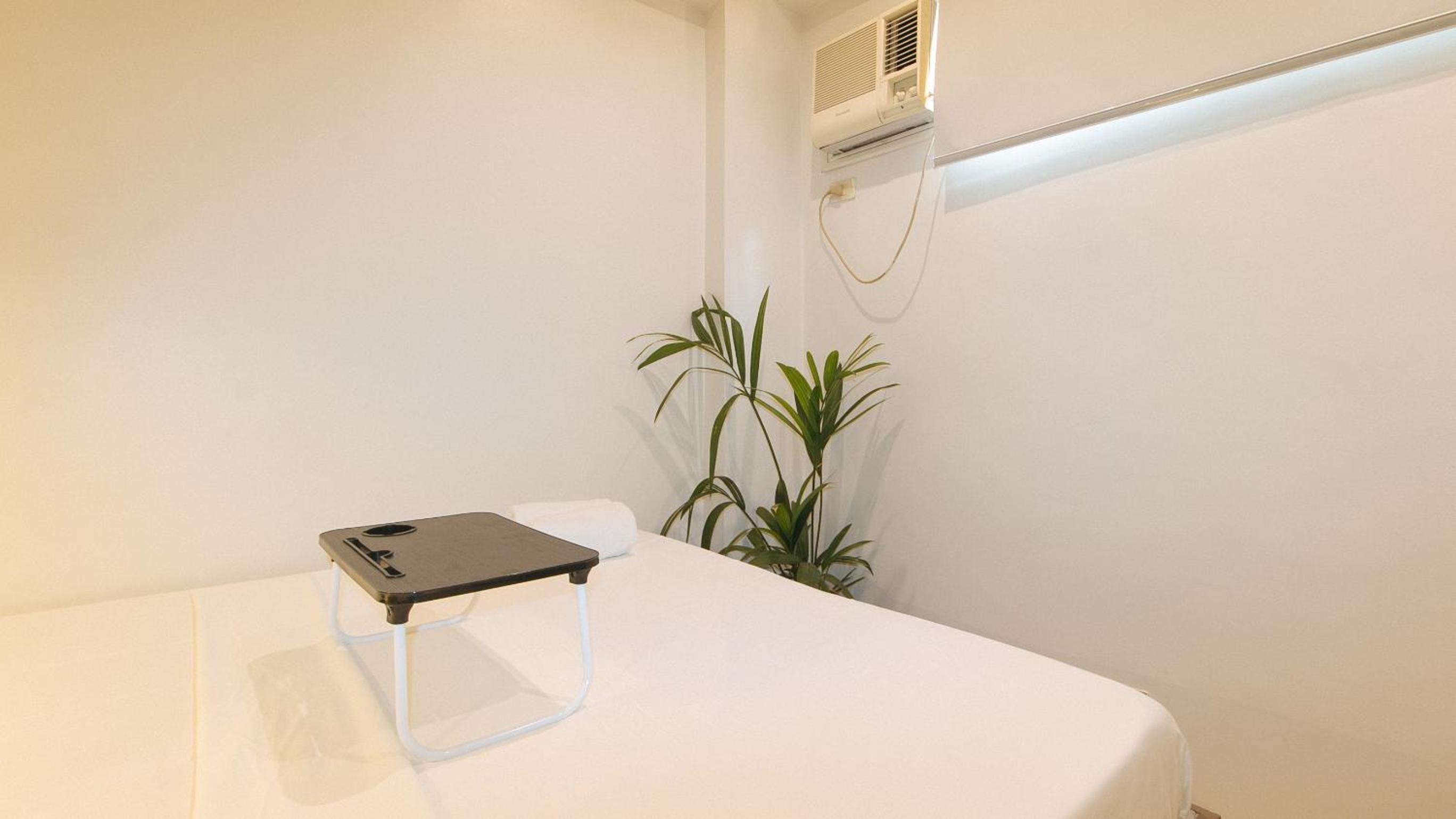 Standard Double Room - Photo 7