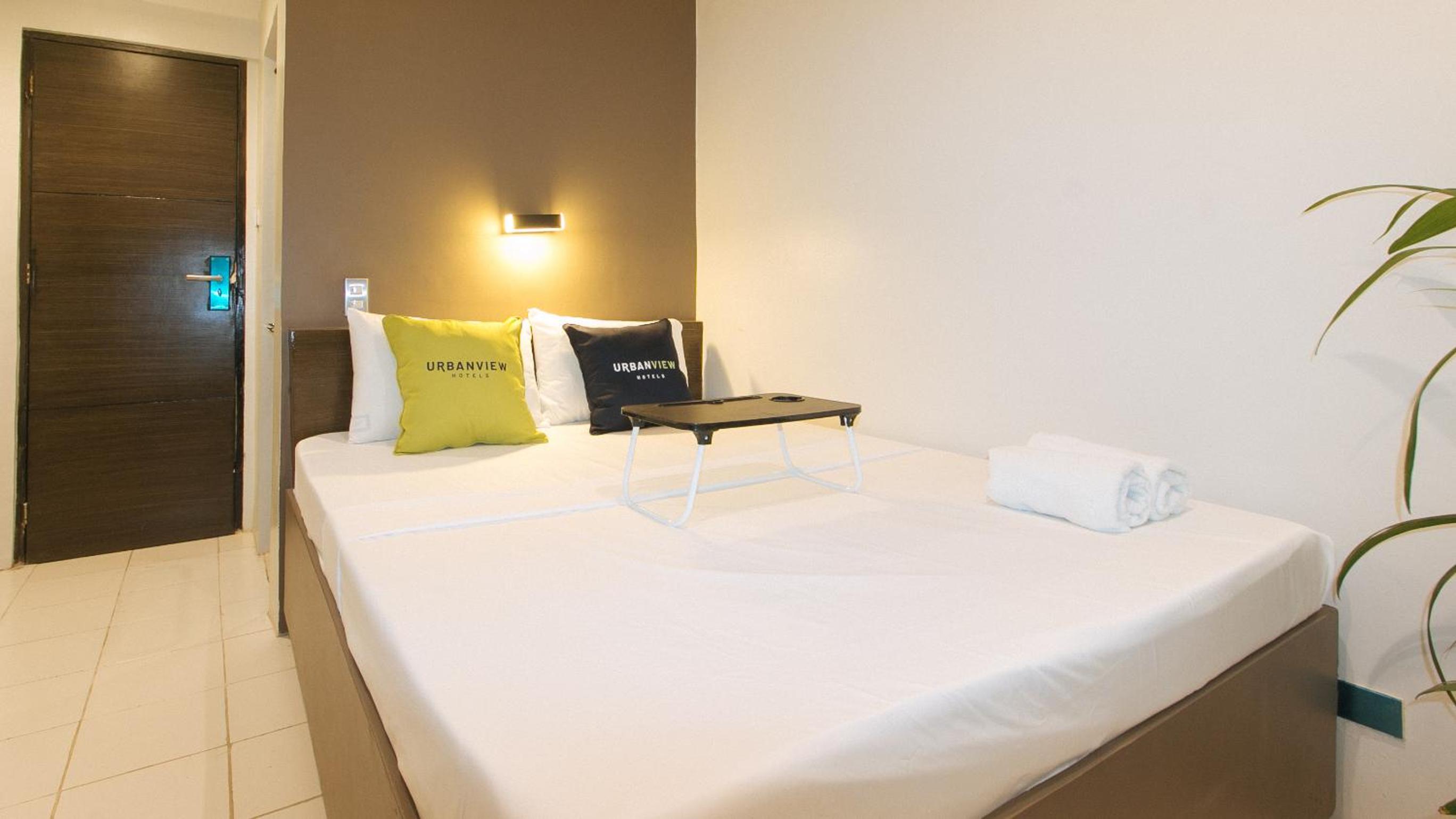 Standard Double Room - Photo 13