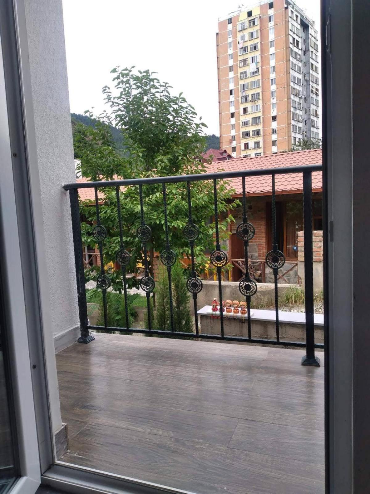 Deluxe Double Room with Balcony photo 3