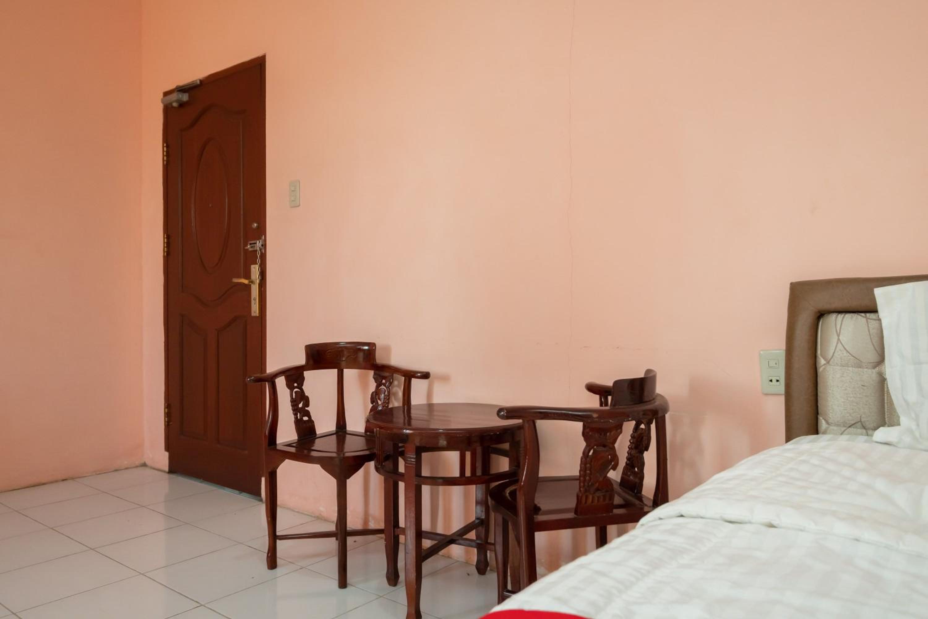 Suite - Photo 4