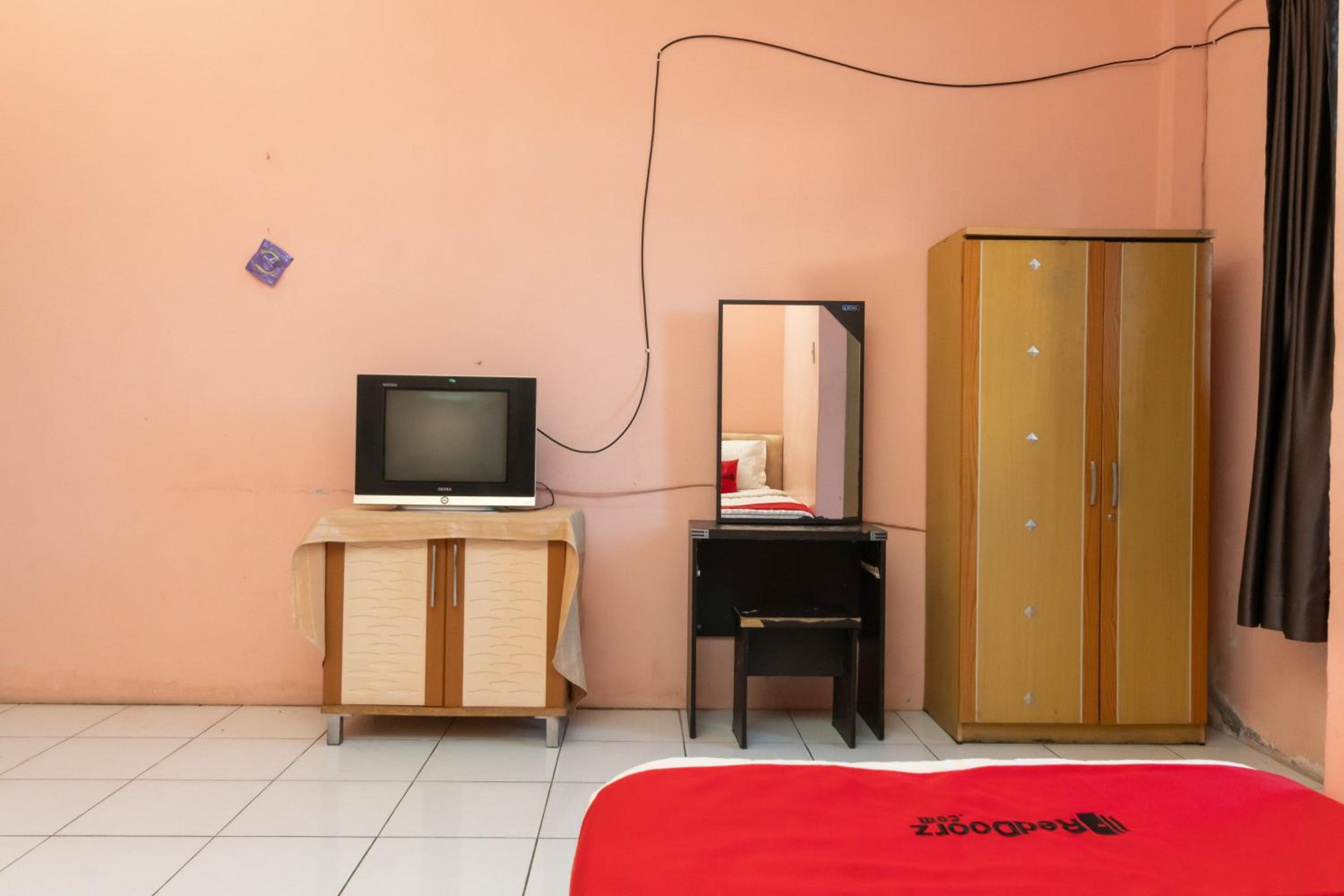 Standard Double Room - Photo 2