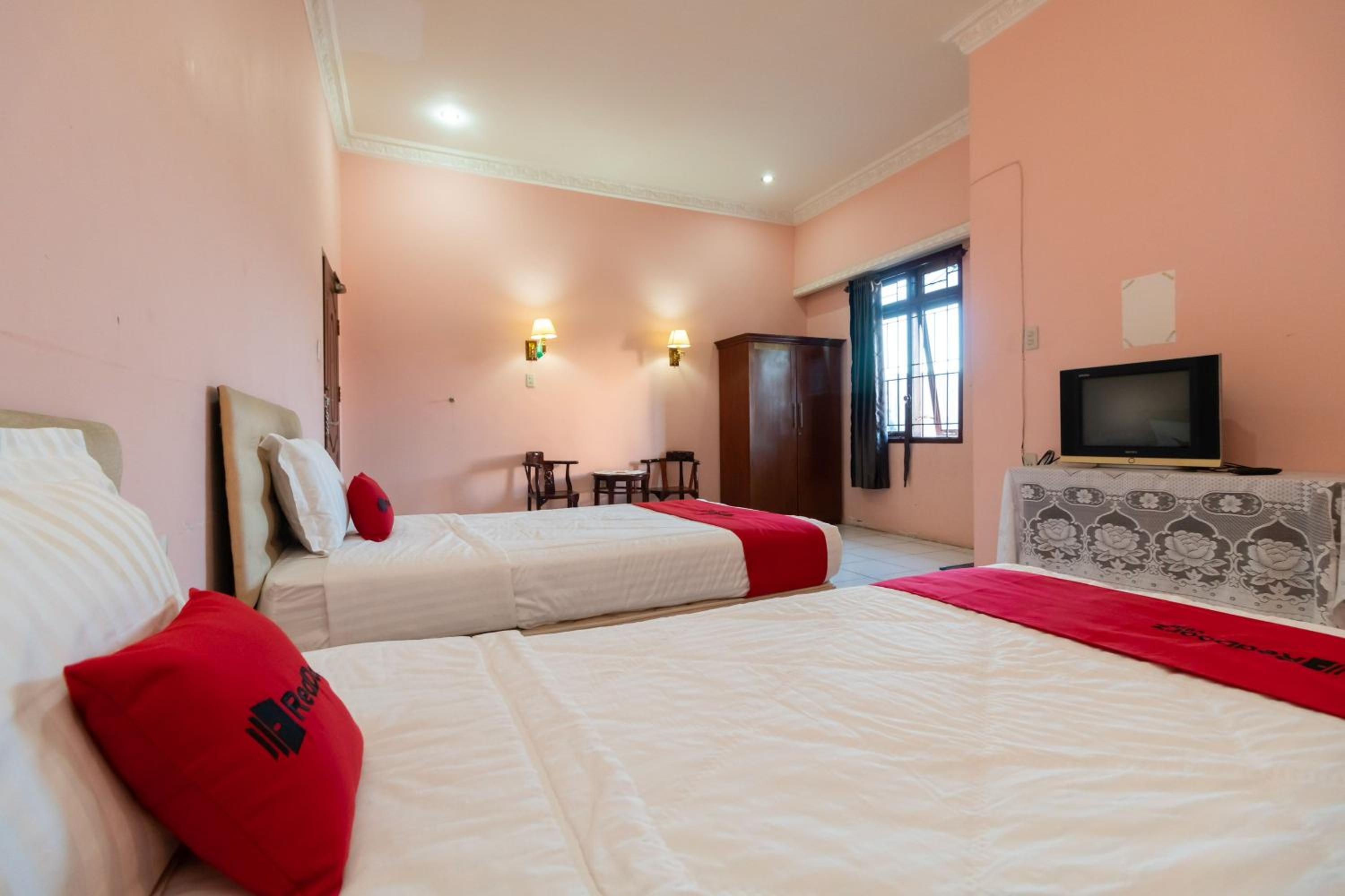 Deluxe Twin Room - Photo 5