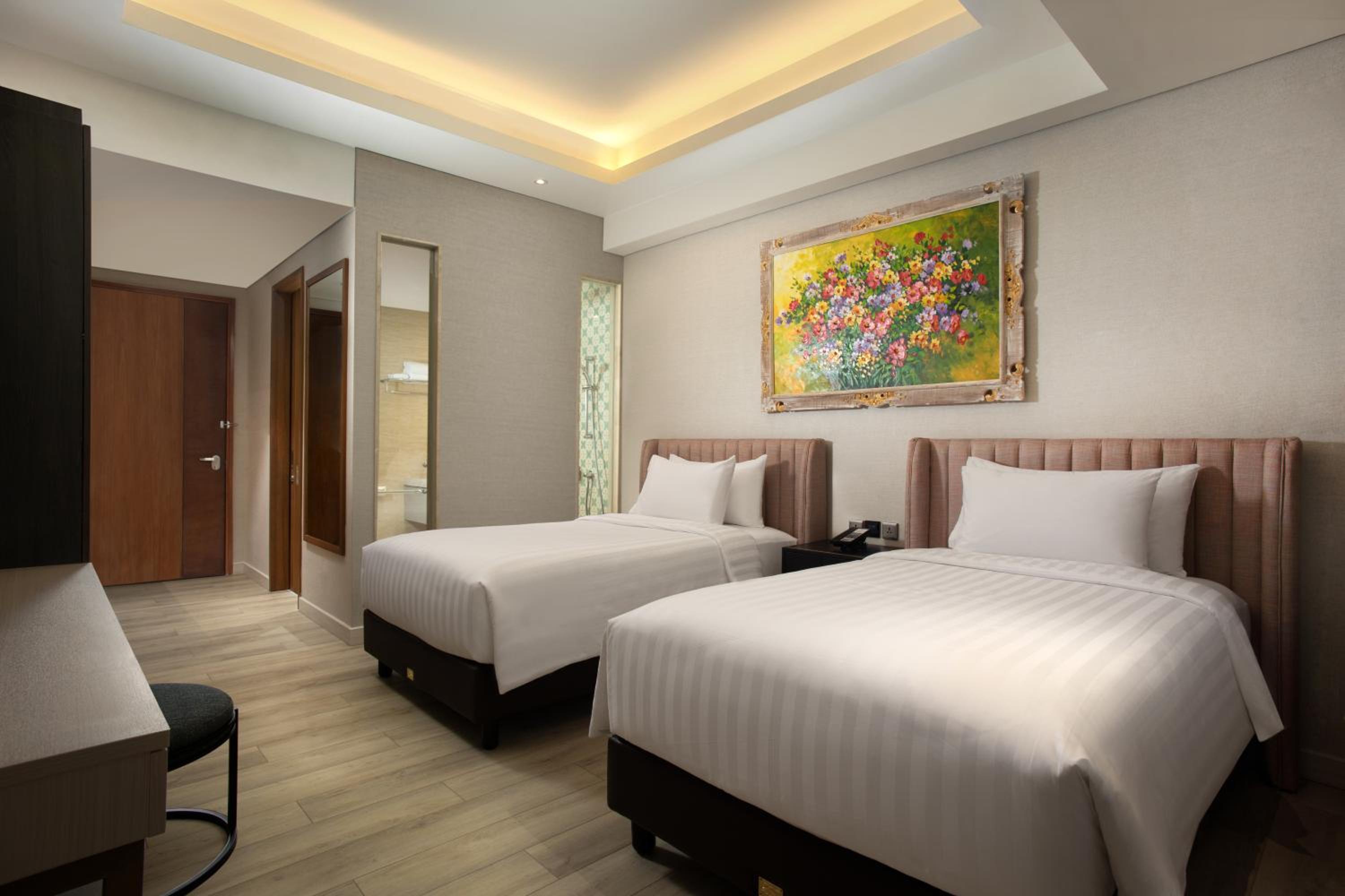 Superior Twin Room - Photo 1