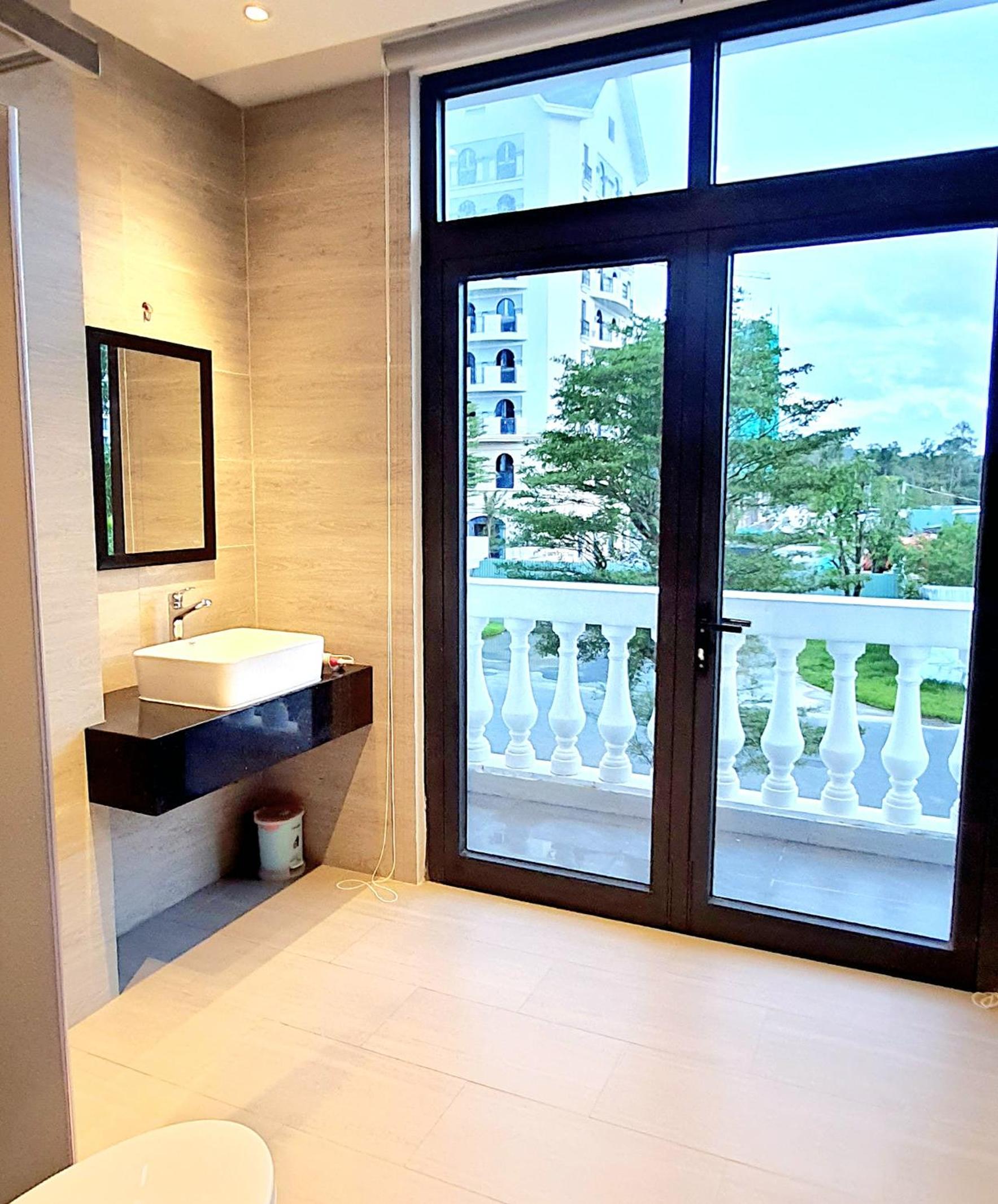 Studio Apartment photo 3