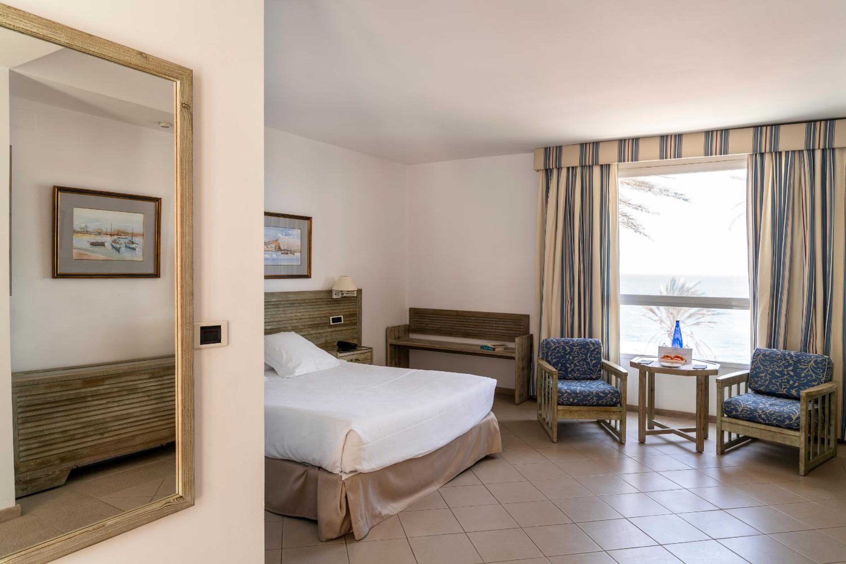Standard Double Room - Photo 3