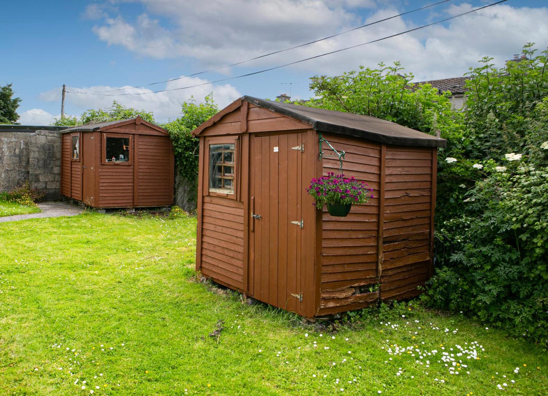 Three-Bedroom Cottage photo 3