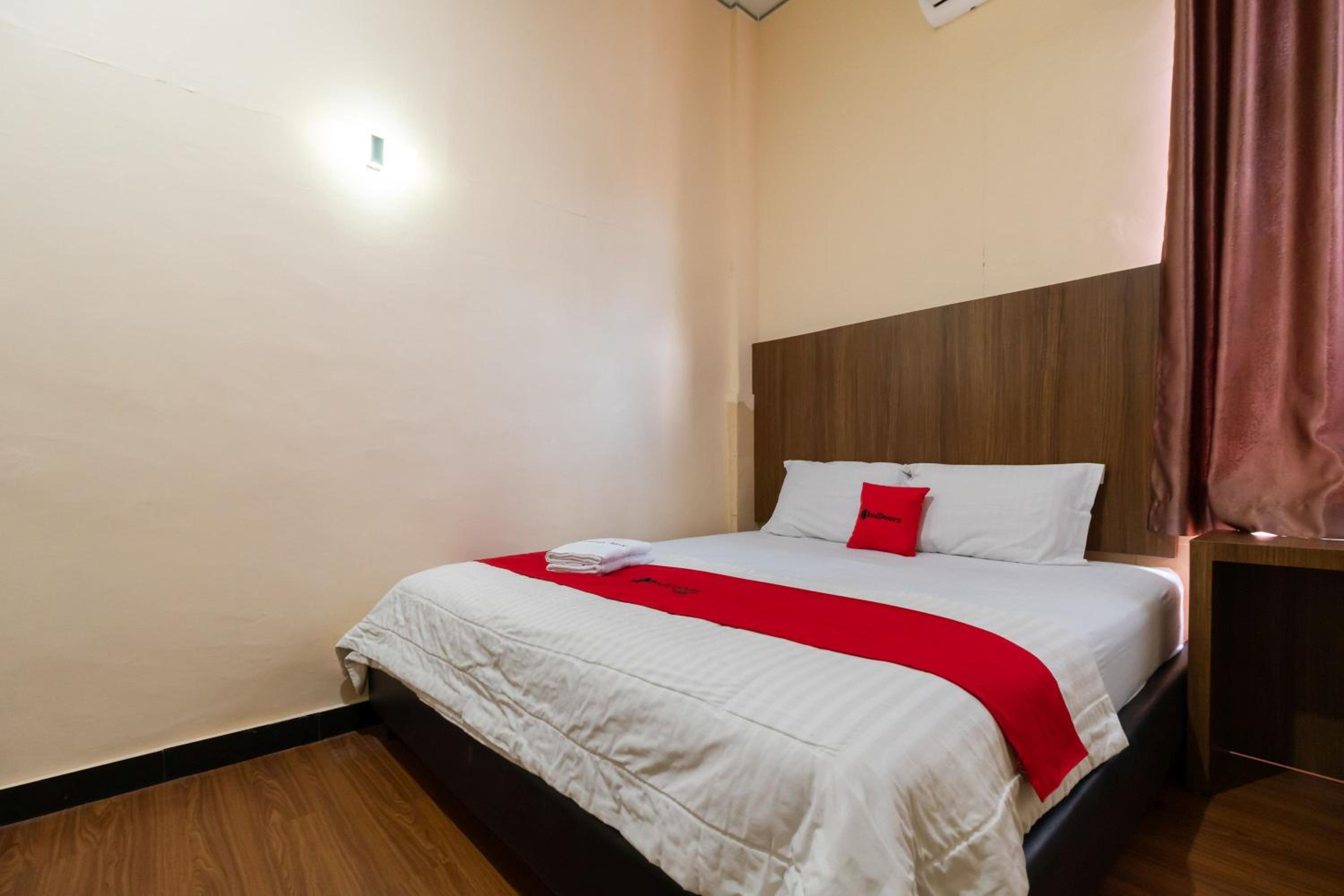 Standard Double Room - Photo 3