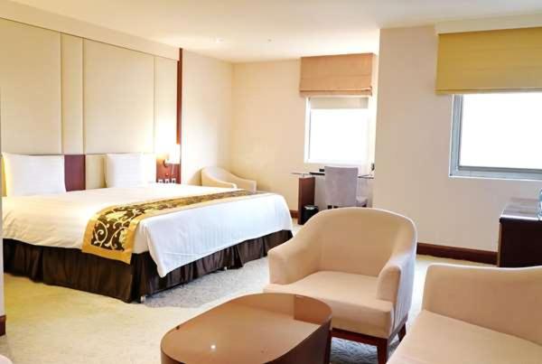Deluxe Double Room photo 3