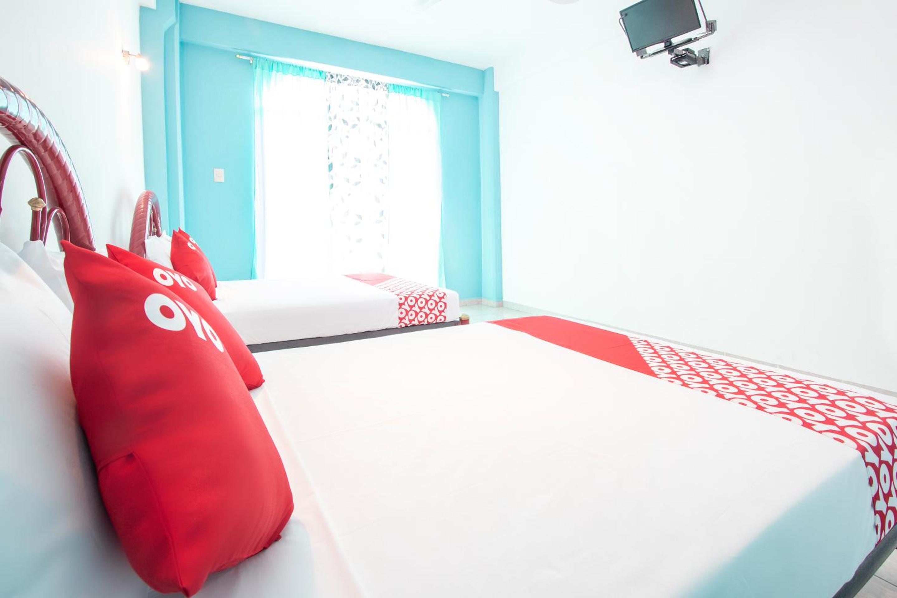 Standard Suite - Photo 3