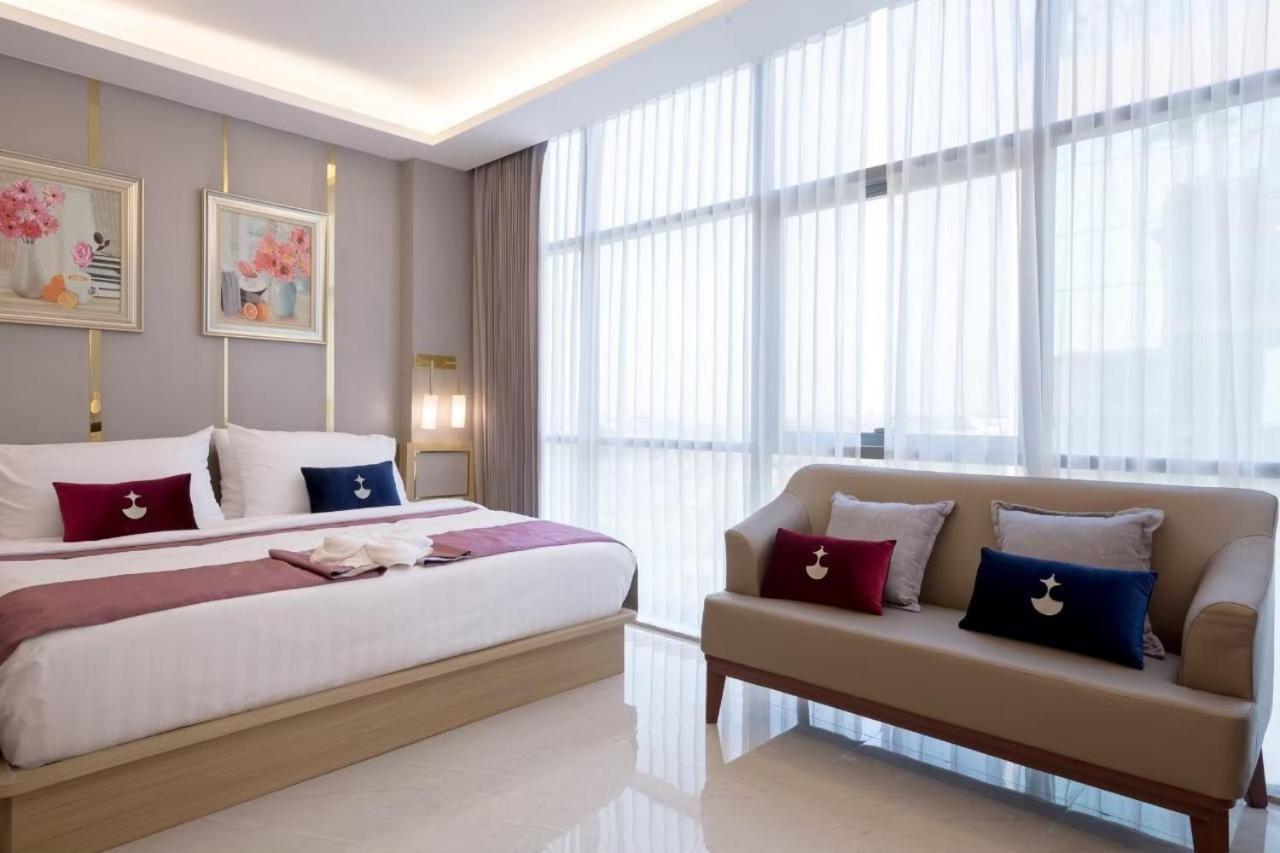 Deluxe Double or Twin Room photo 2