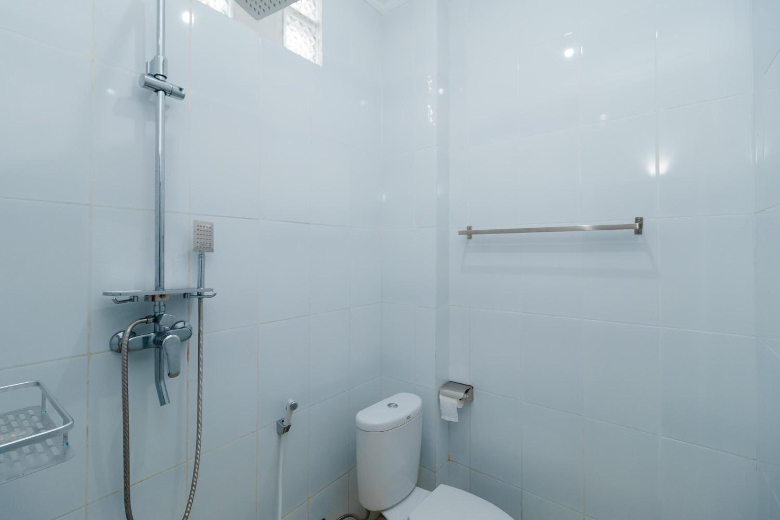 Standard Double Room - Photo 2