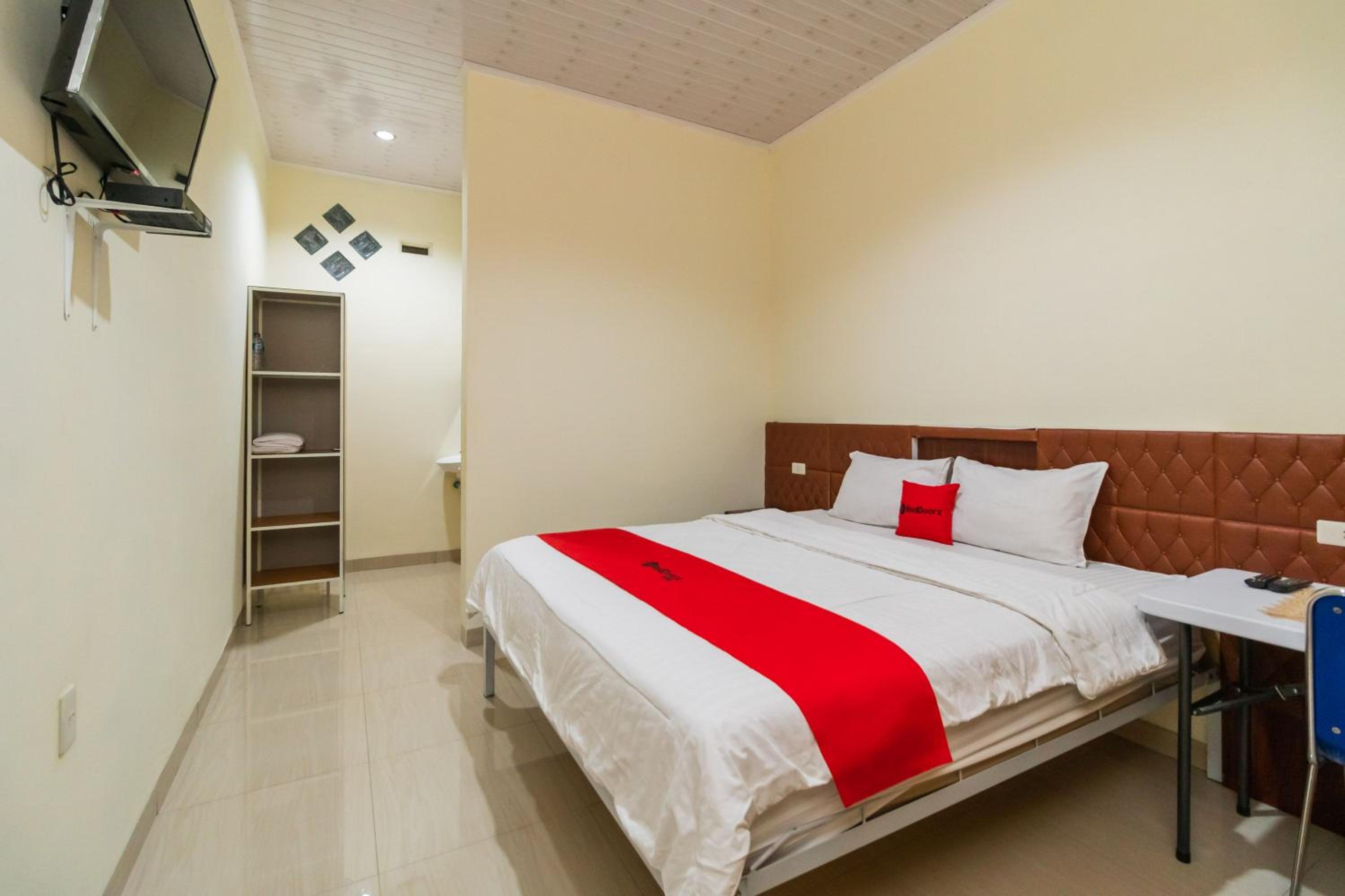 Standard Double Room - Photo 1