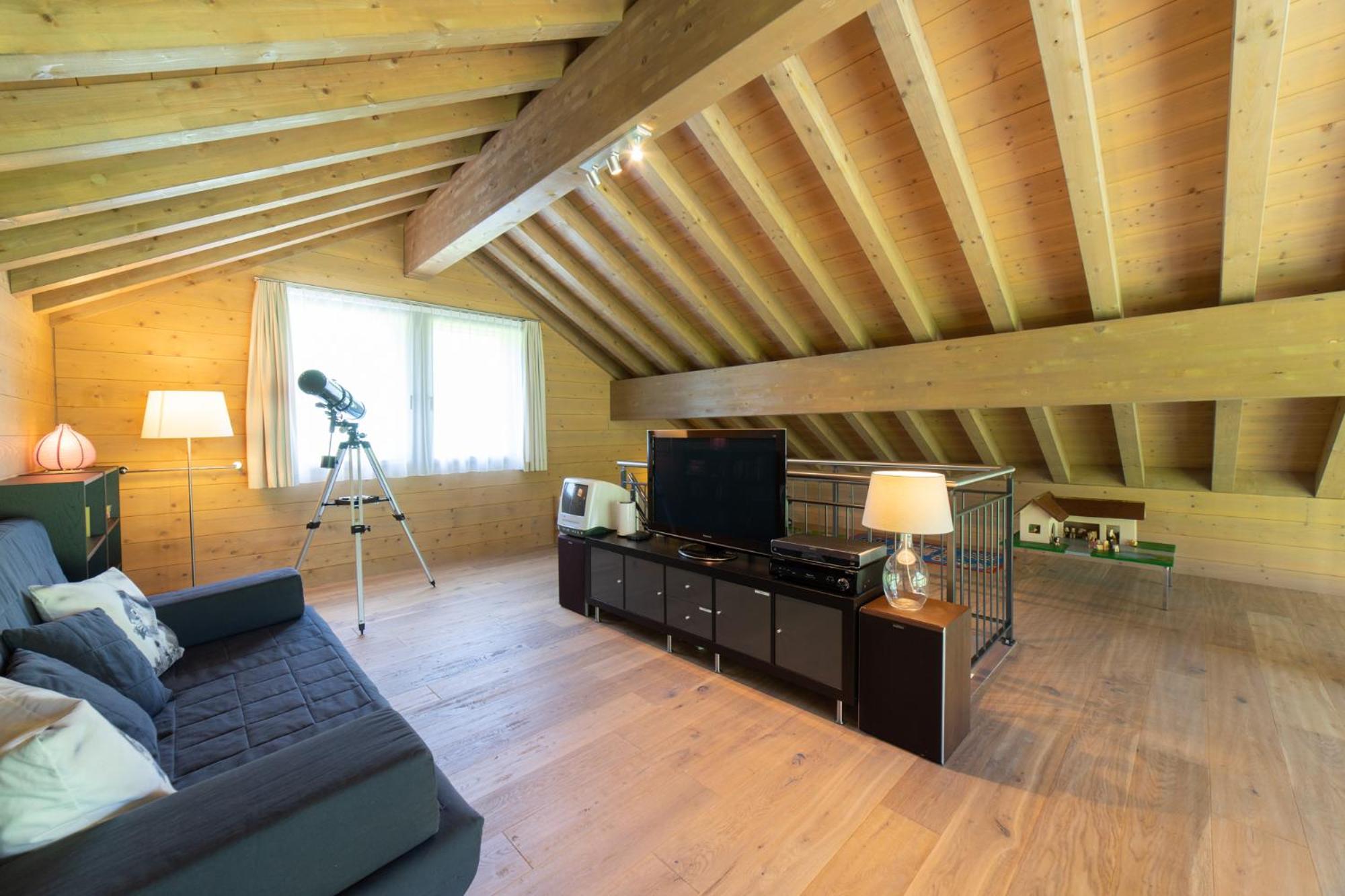 Three-Bedroom Chalet photo 1